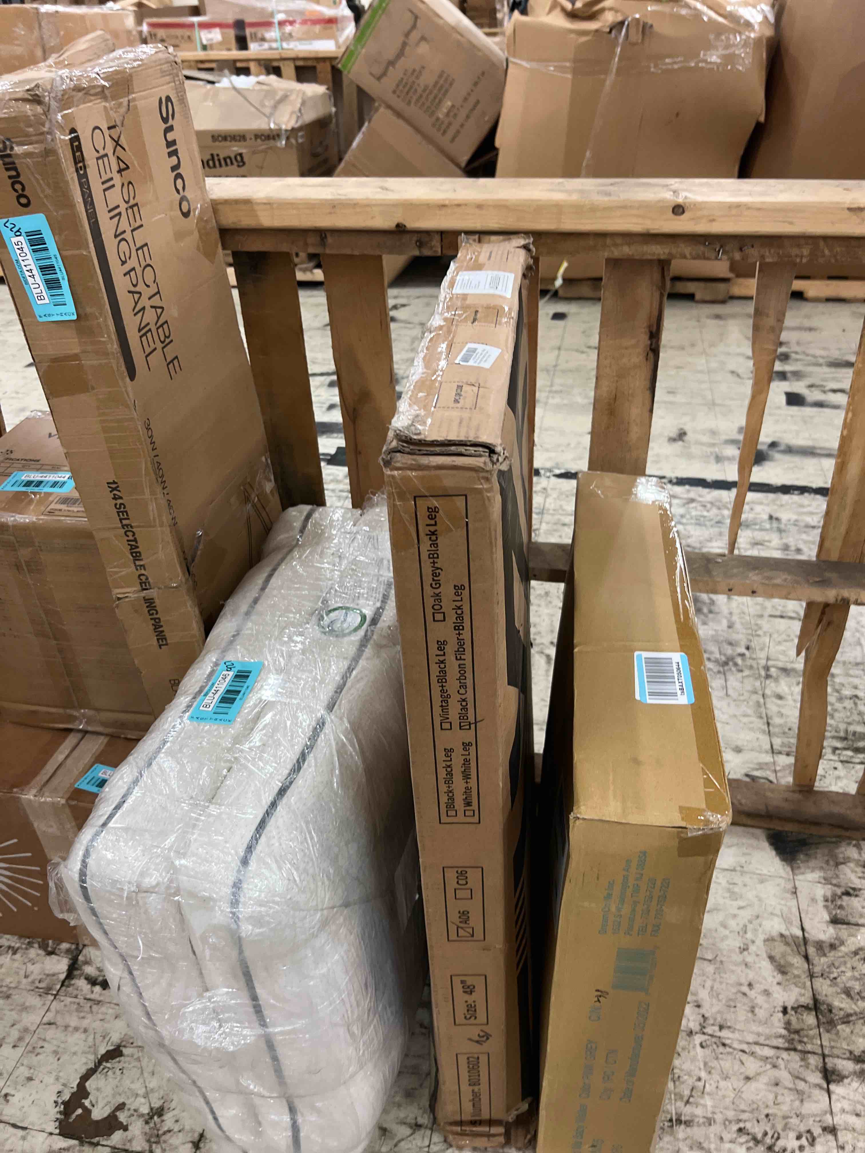https://s3.amazonaws.com/lotting-images-prod/phillipi/BLU4411047_1750776098455.jpeg
