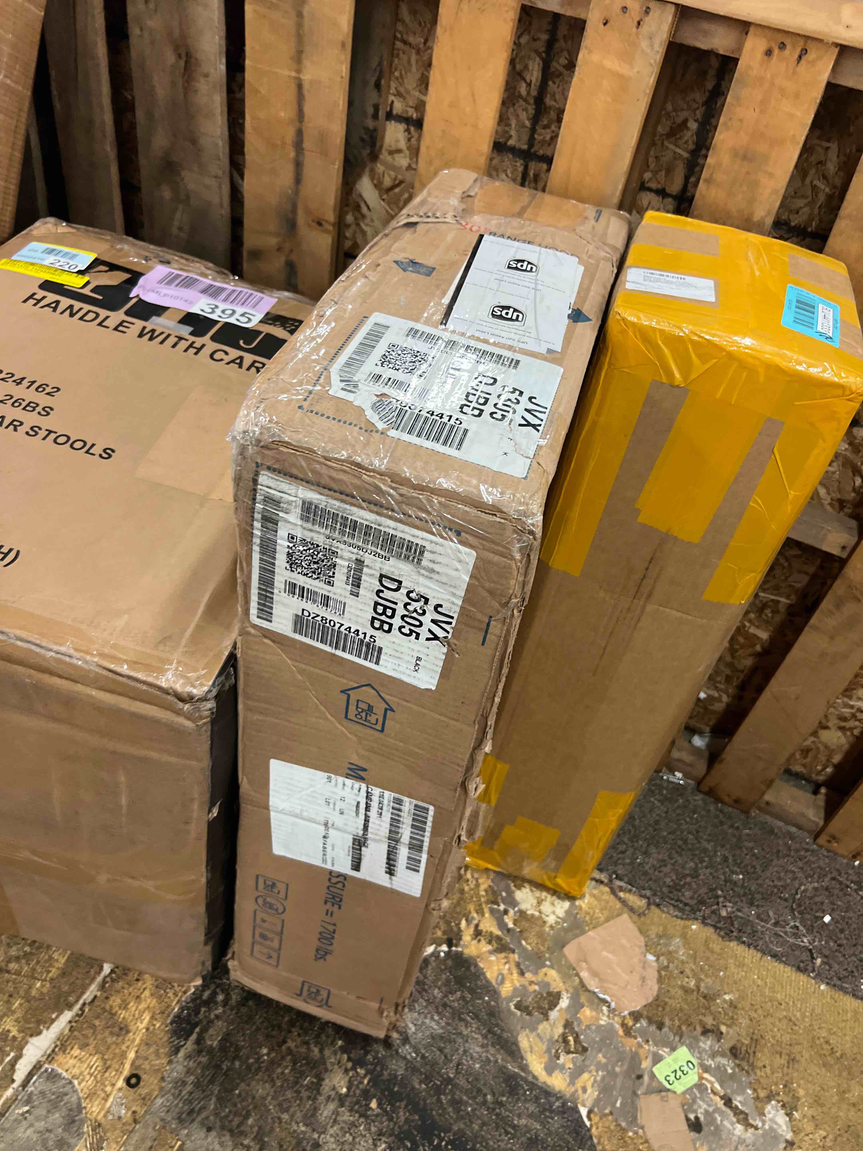 https://s3.amazonaws.com/lotting-images-prod/phillipi/BLU4411334_1753835070969.jpeg