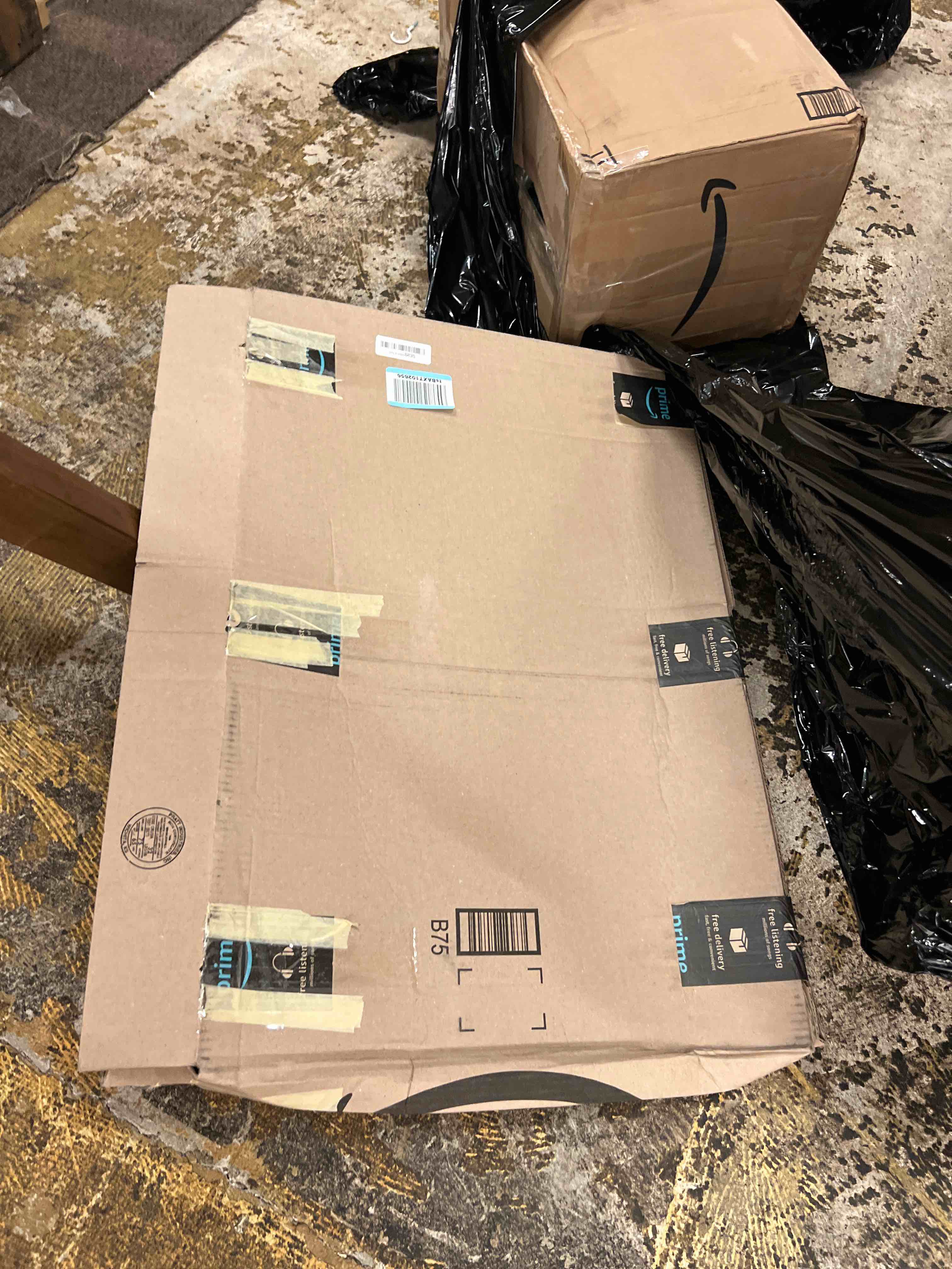 https://s3.amazonaws.com/lotting-images-prod/phillipi/BLU4411357_1753724294991.jpeg