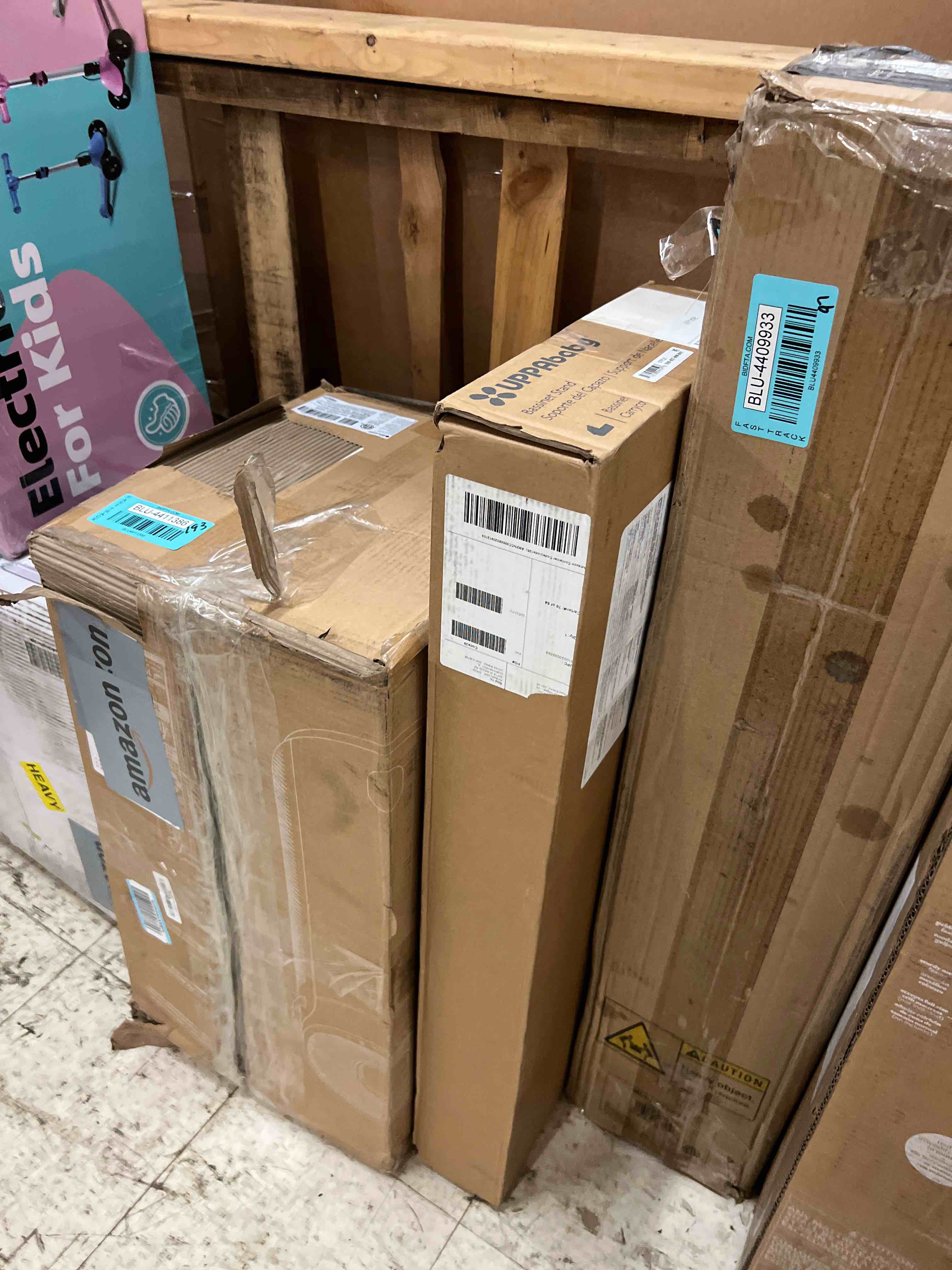 https://s3.amazonaws.com/lotting-images-prod/phillipi/BLU4411389_1754607126199.jpeg