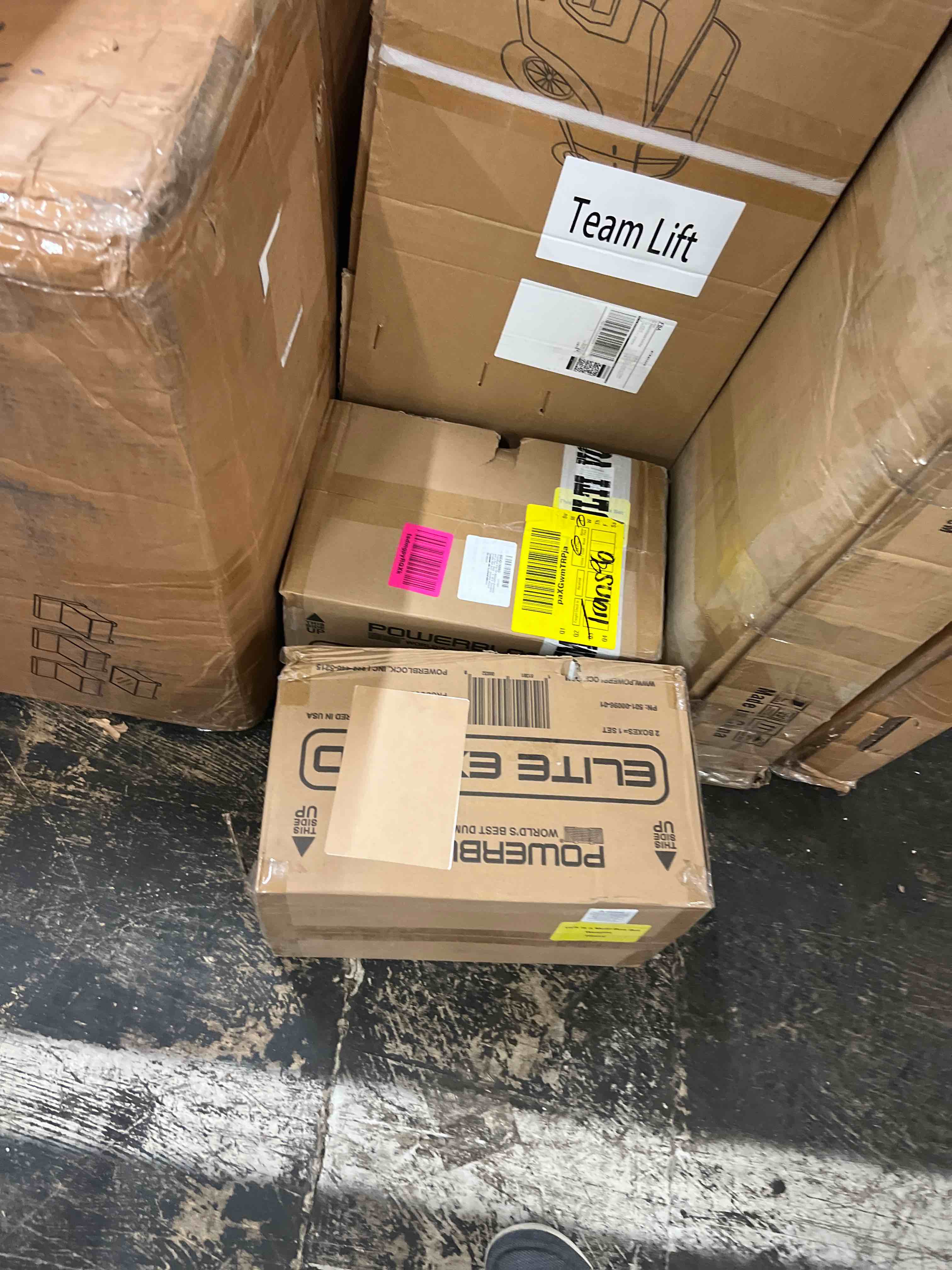 https://s3.amazonaws.com/lotting-images-prod/phillipi/BLU4411439_1754609820112.jpeg
