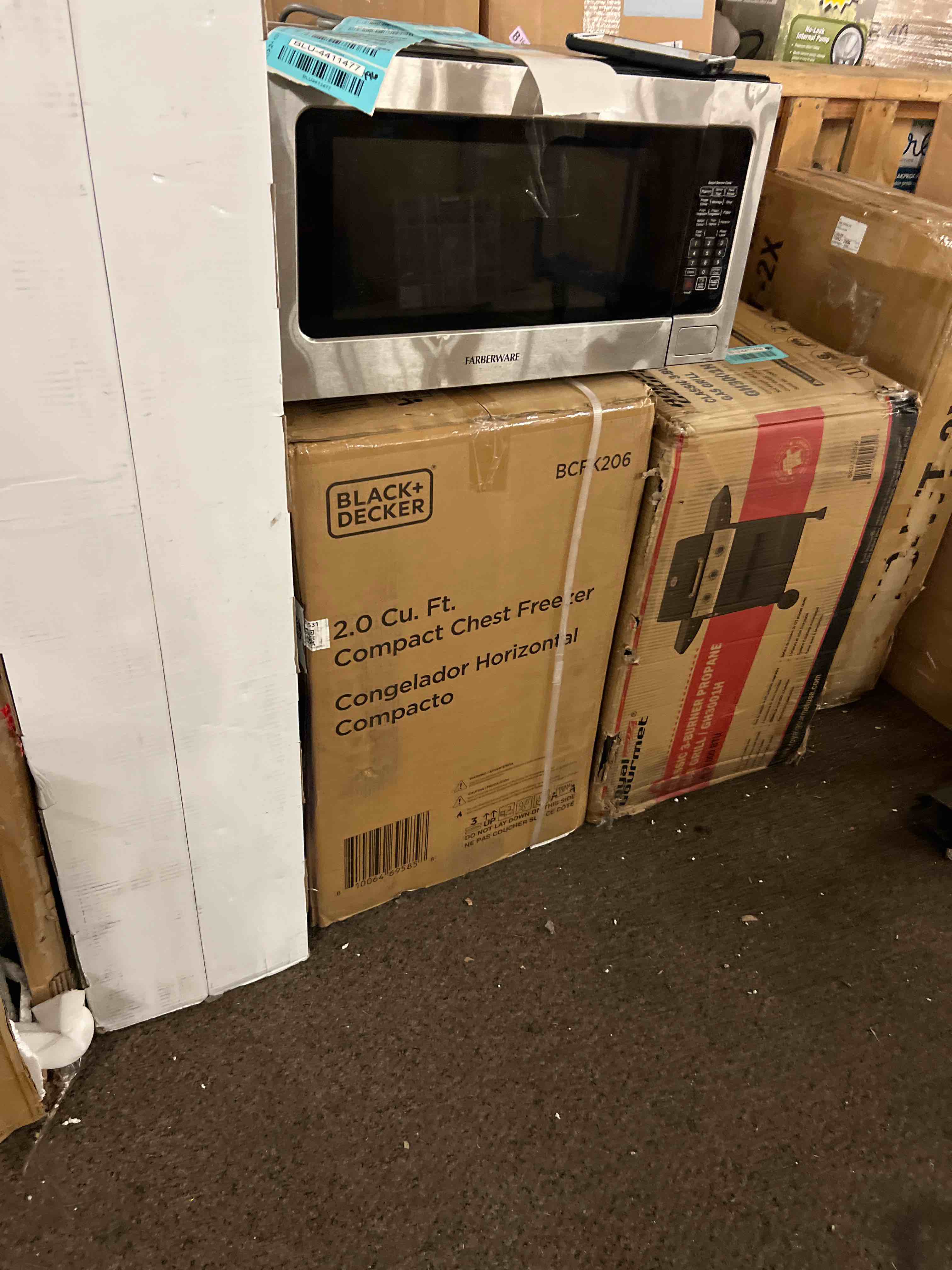 https://s3.amazonaws.com/lotting-images-prod/phillipi/BLU4411469_1754614688022.jpeg