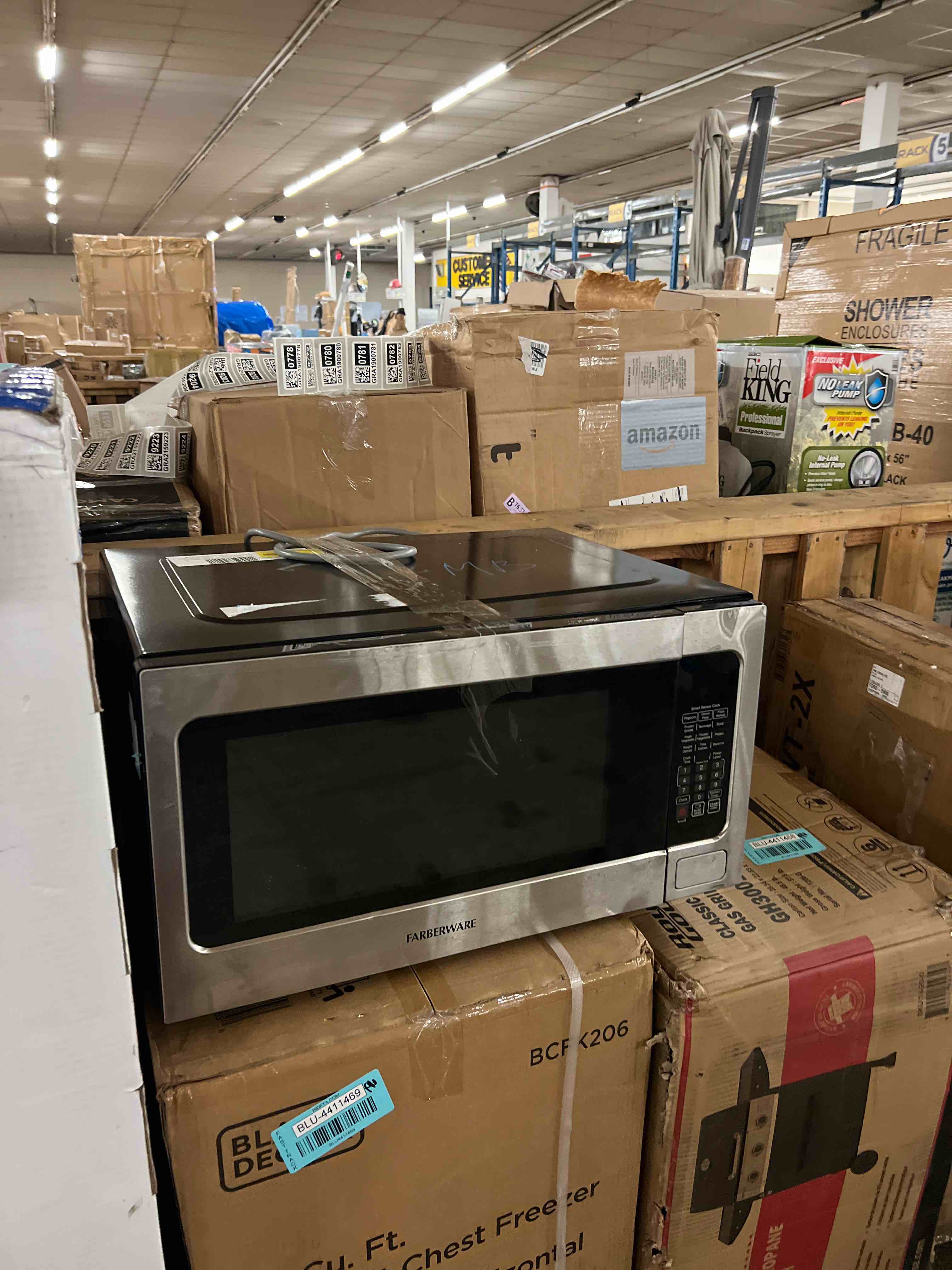 https://s3.amazonaws.com/lotting-images-prod/phillipi/BLU4411470_1754615338400.jpeg