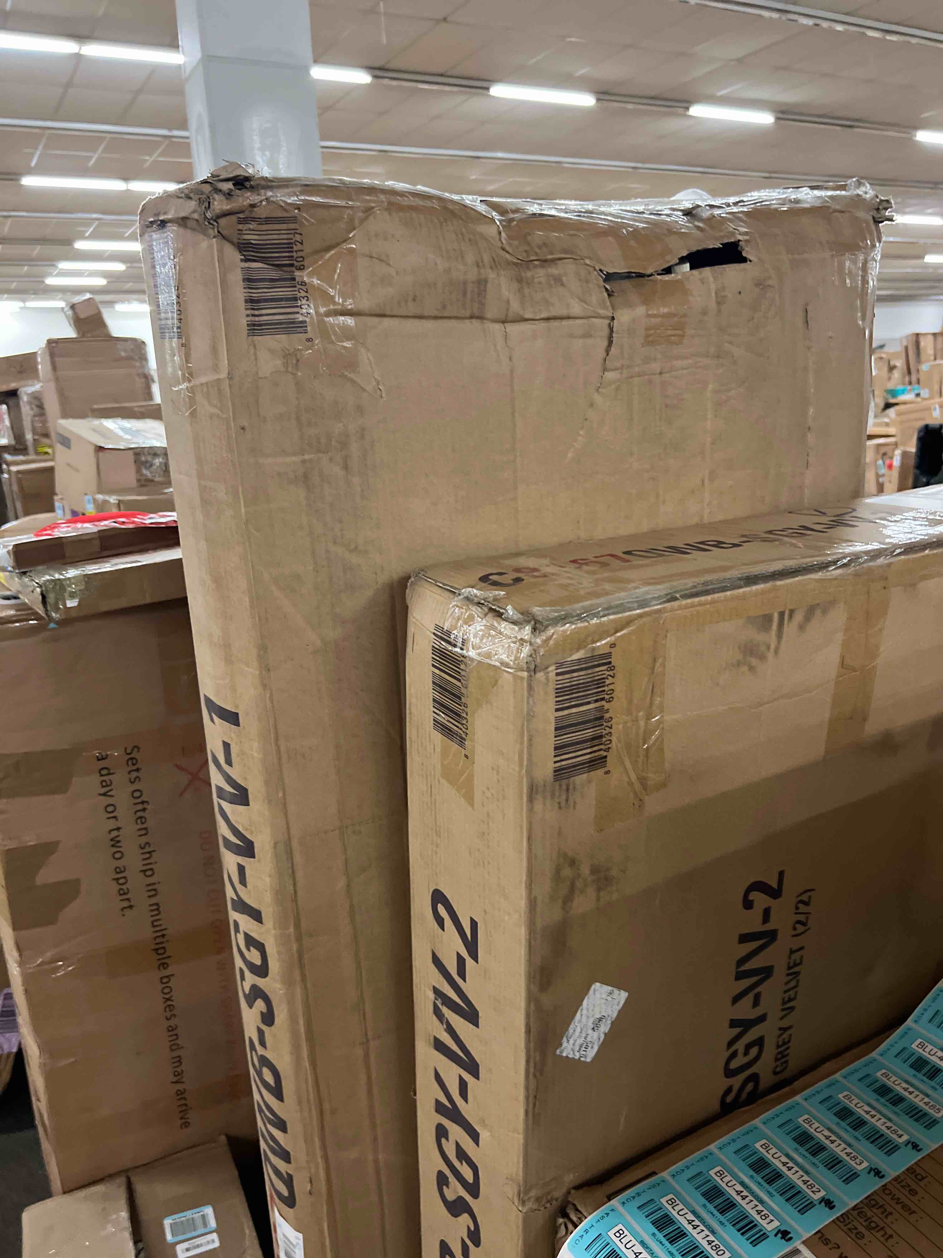 https://s3.amazonaws.com/lotting-images-prod/phillipi/BLU4411479_1754616312066.jpeg