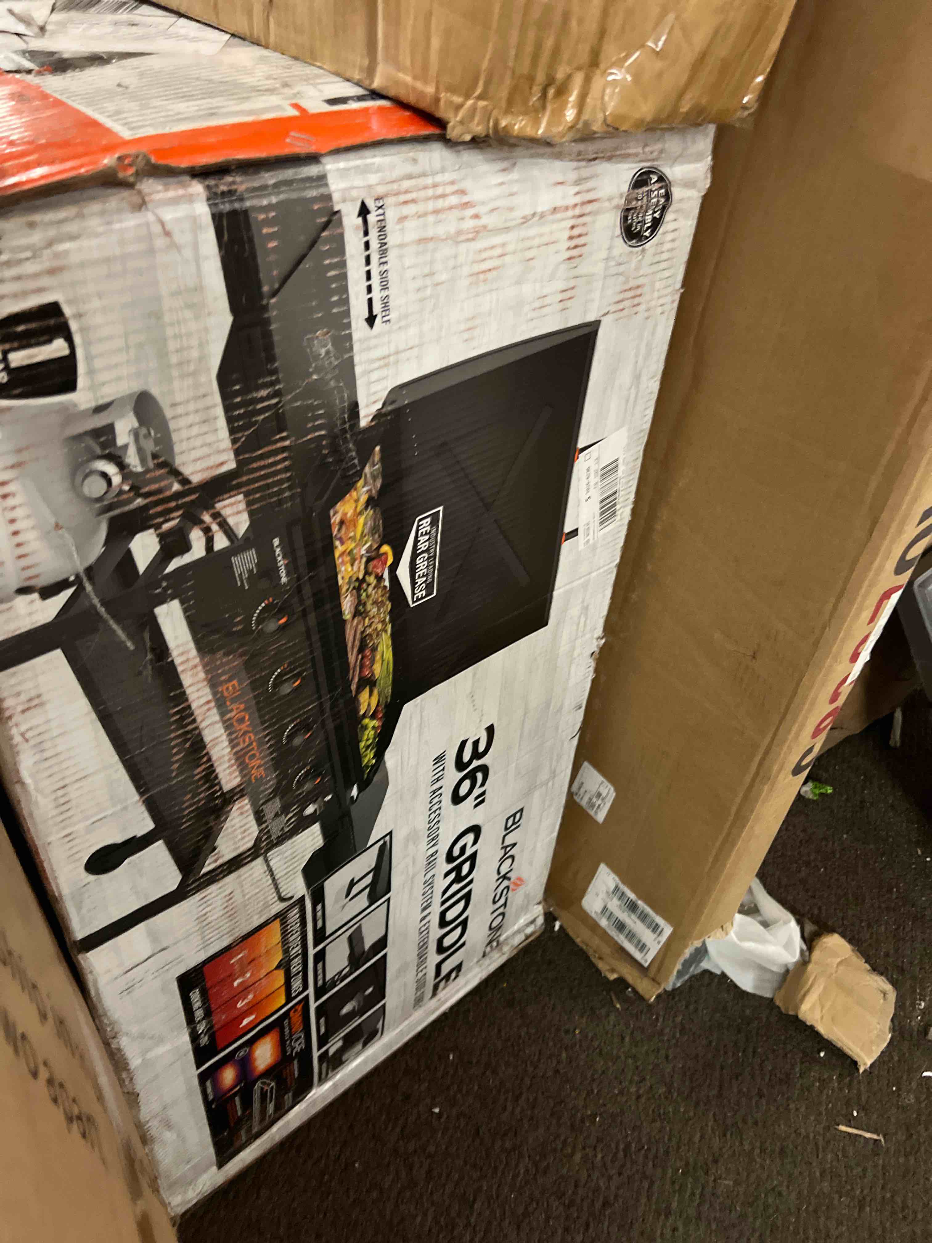 https://s3.amazonaws.com/lotting-images-prod/phillipi/BLU4411483_1754620017736.jpeg