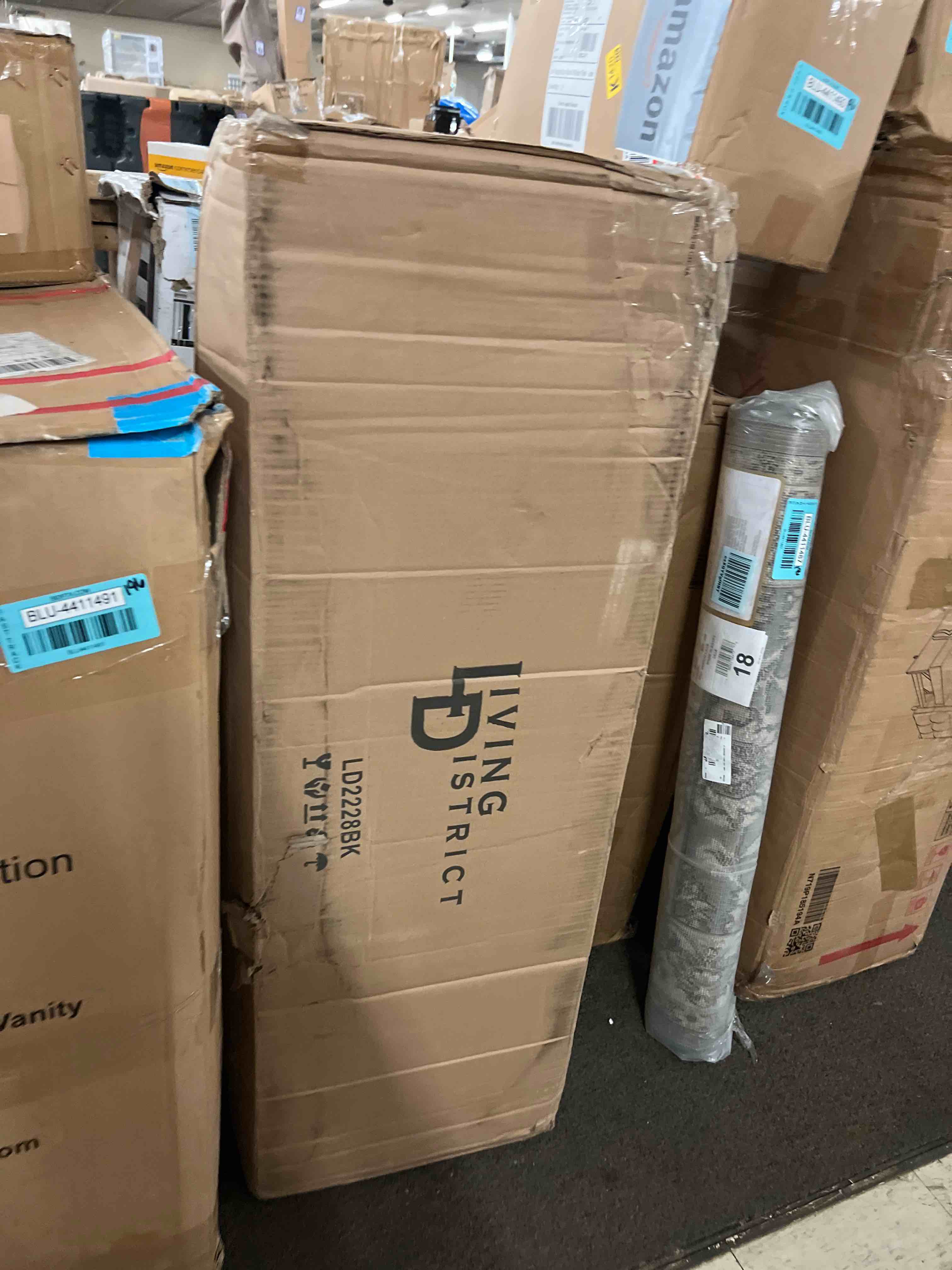 https://s3.amazonaws.com/lotting-images-prod/phillipi/BLU4411495_1754621888244.jpeg
