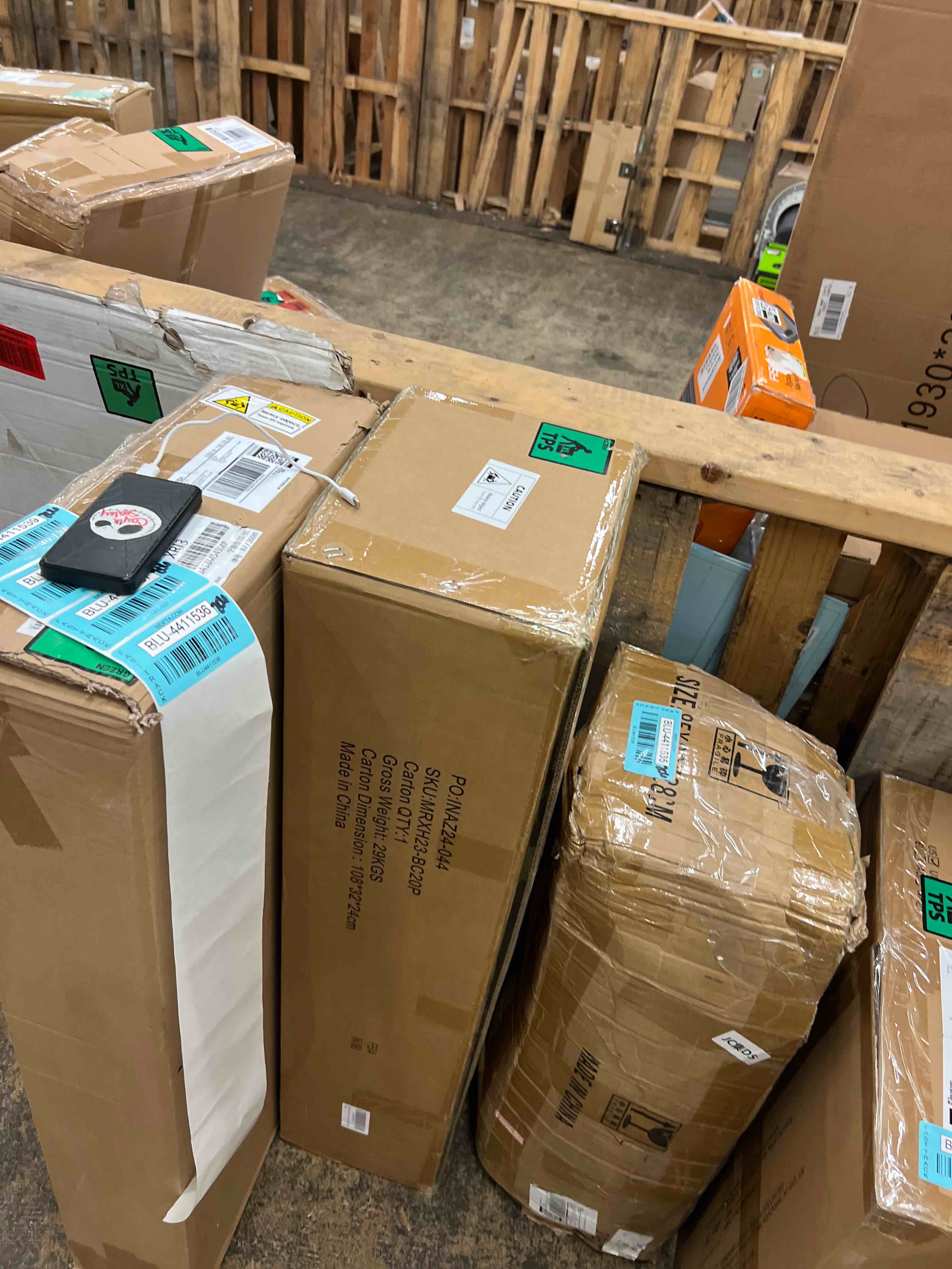 https://s3.amazonaws.com/lotting-images-prod/phillipi/BLU4411536_1754930565749.jpeg