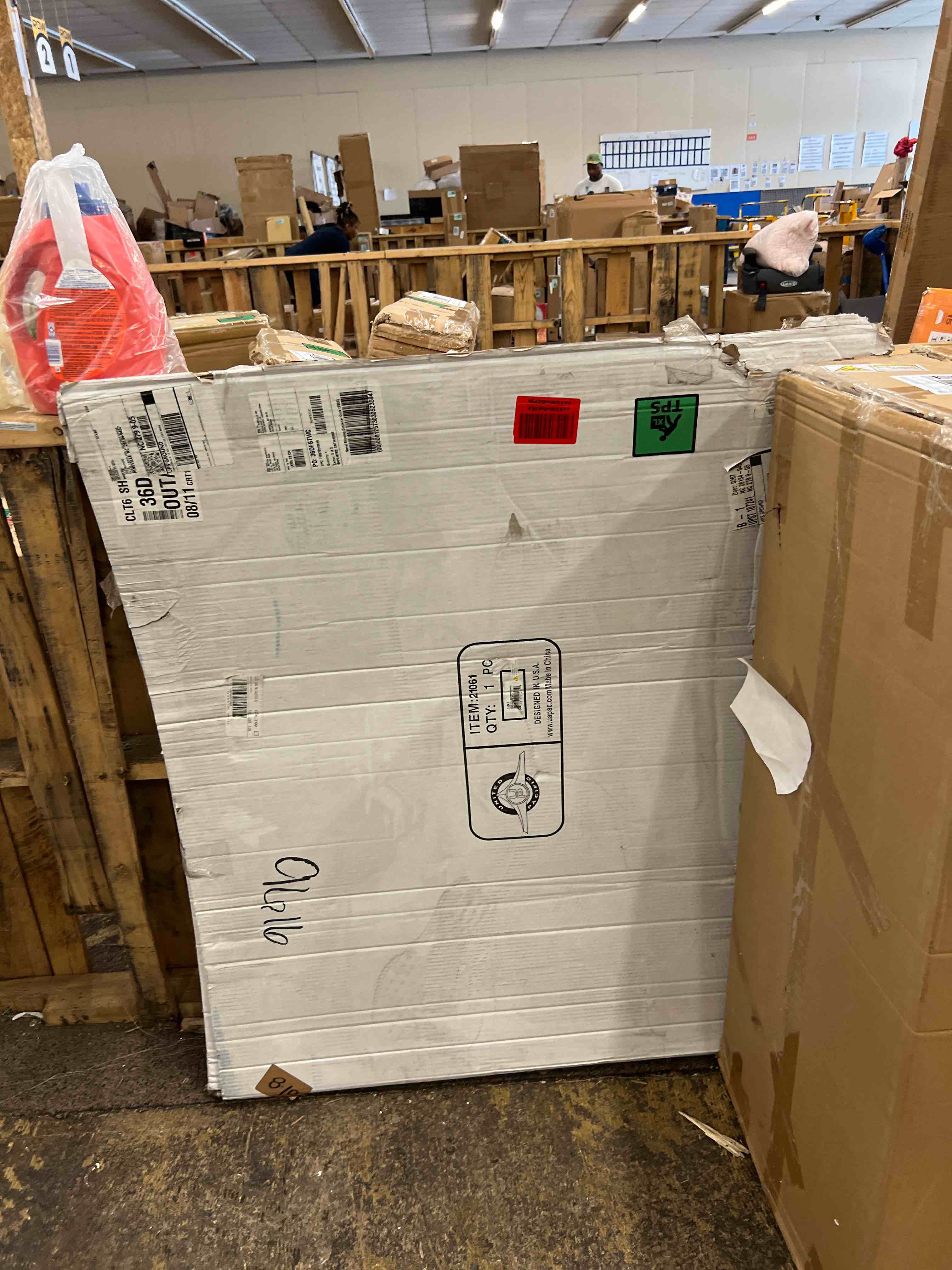 https://s3.amazonaws.com/lotting-images-prod/phillipi/BLU4411538_1754930743306.jpeg