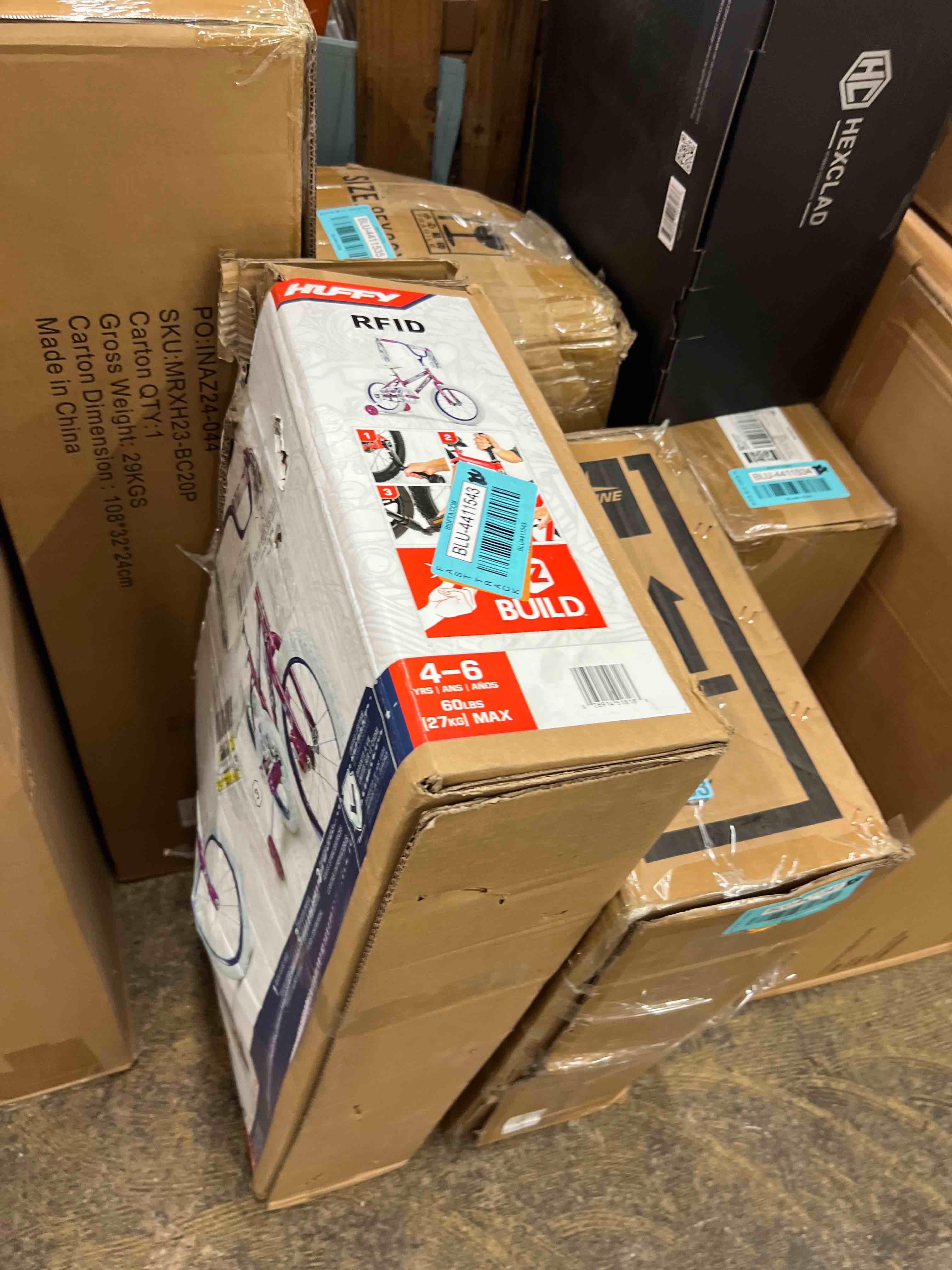 https://s3.amazonaws.com/lotting-images-prod/phillipi/BLU4411543_1754931368390.jpeg