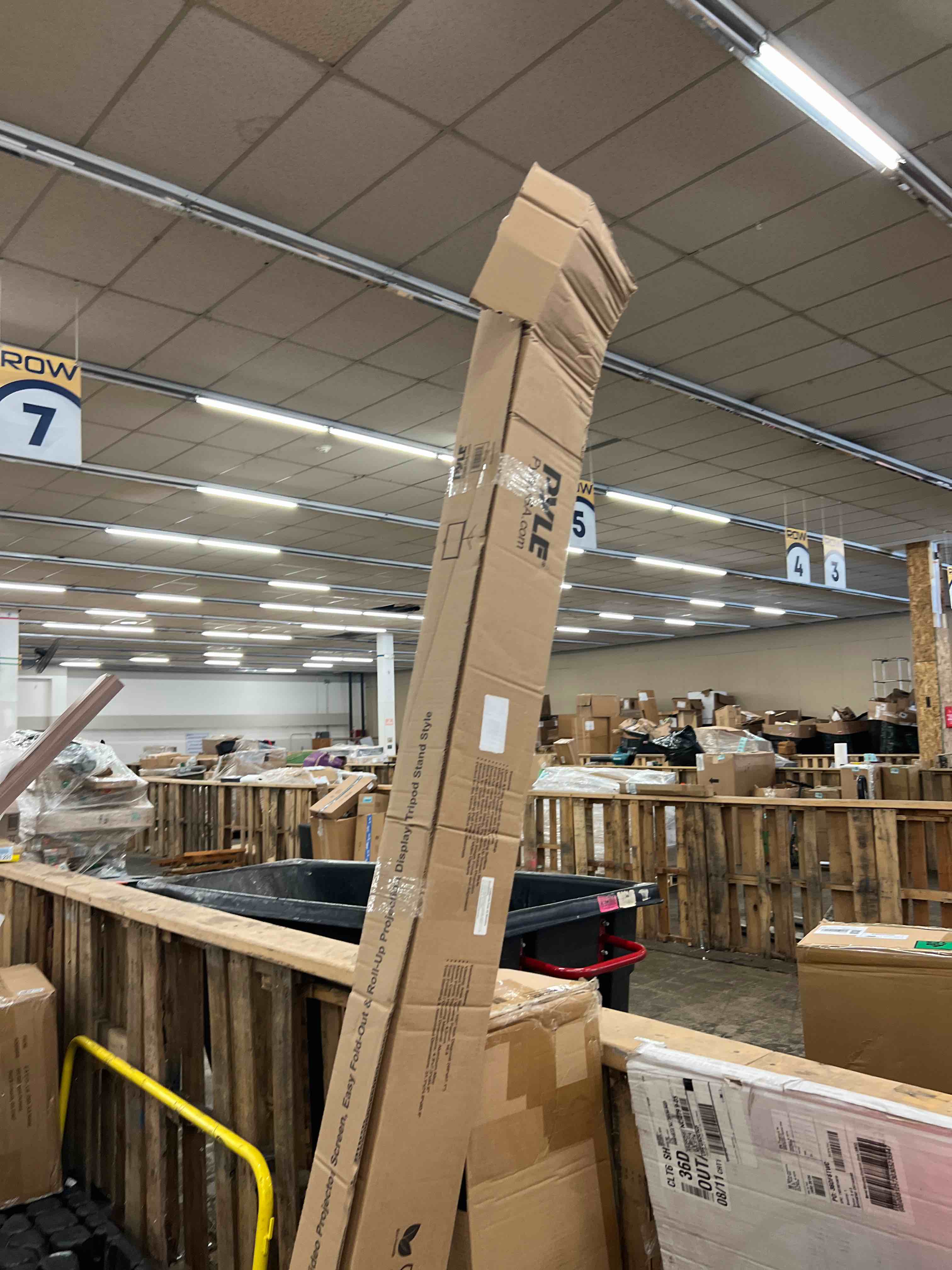 https://s3.amazonaws.com/lotting-images-prod/phillipi/BLU4411579_1754933510182.jpeg
