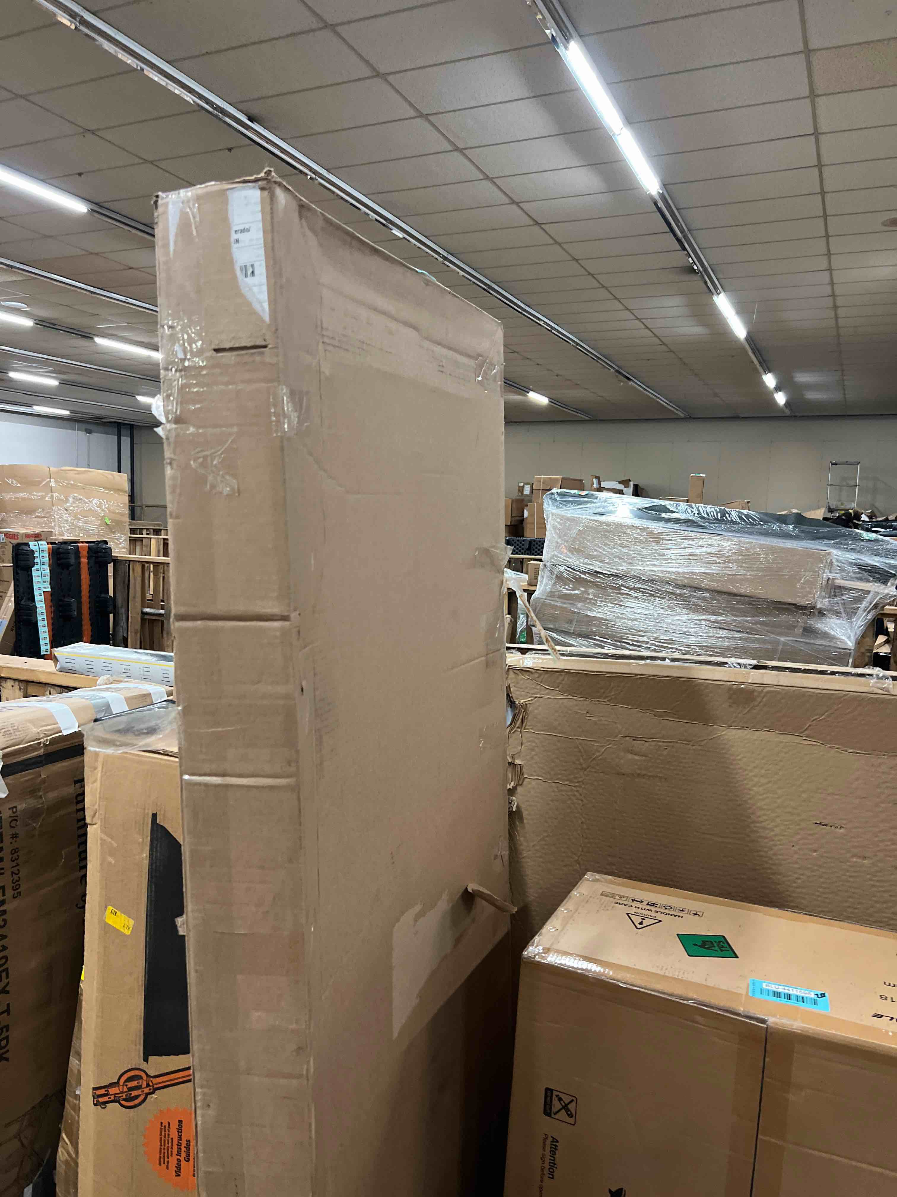 https://s3.amazonaws.com/lotting-images-prod/phillipi/BLU4411597_1755090460447.jpeg