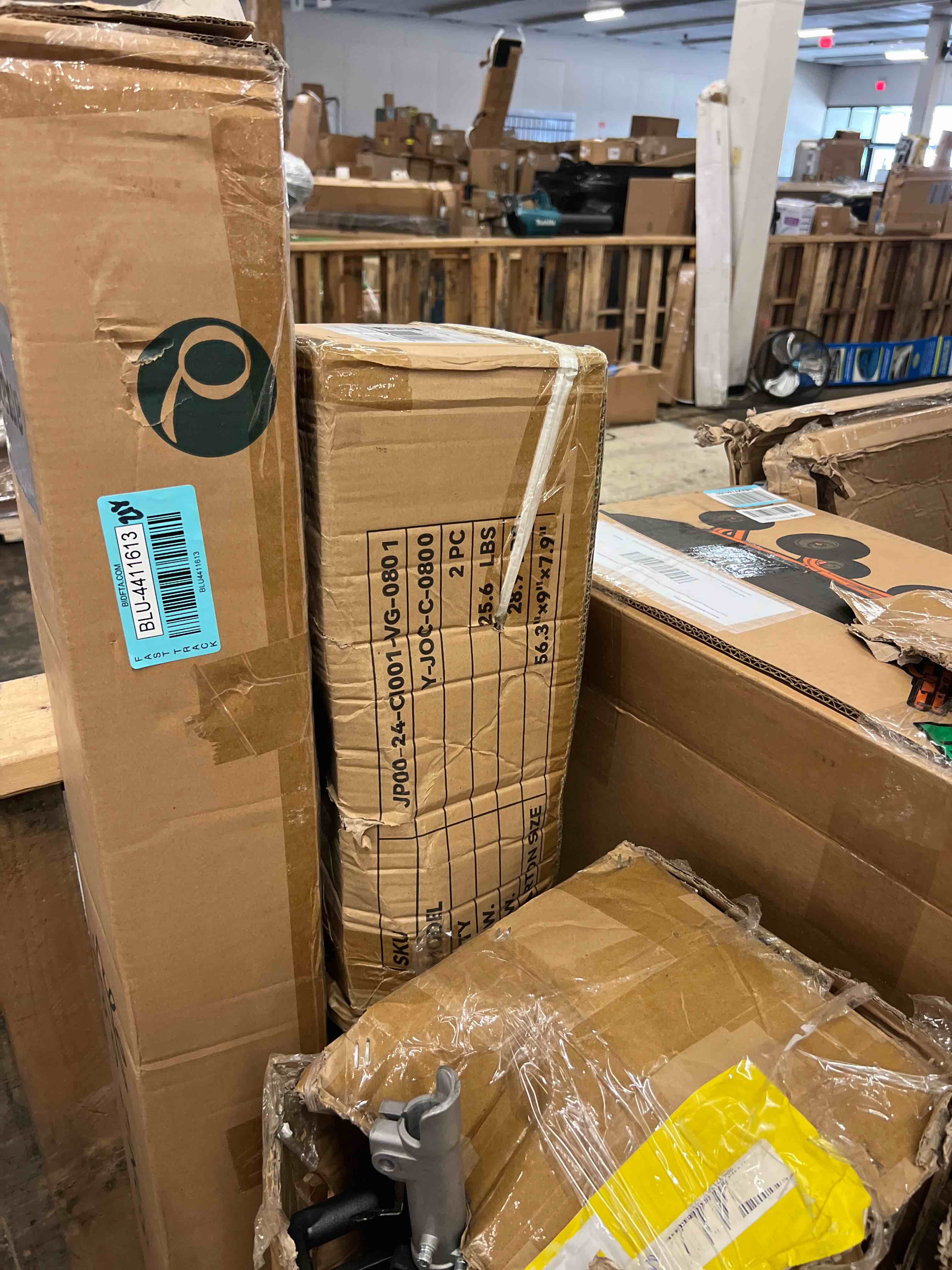 https://s3.amazonaws.com/lotting-images-prod/phillipi/BLU4411612_1755023078926.jpeg