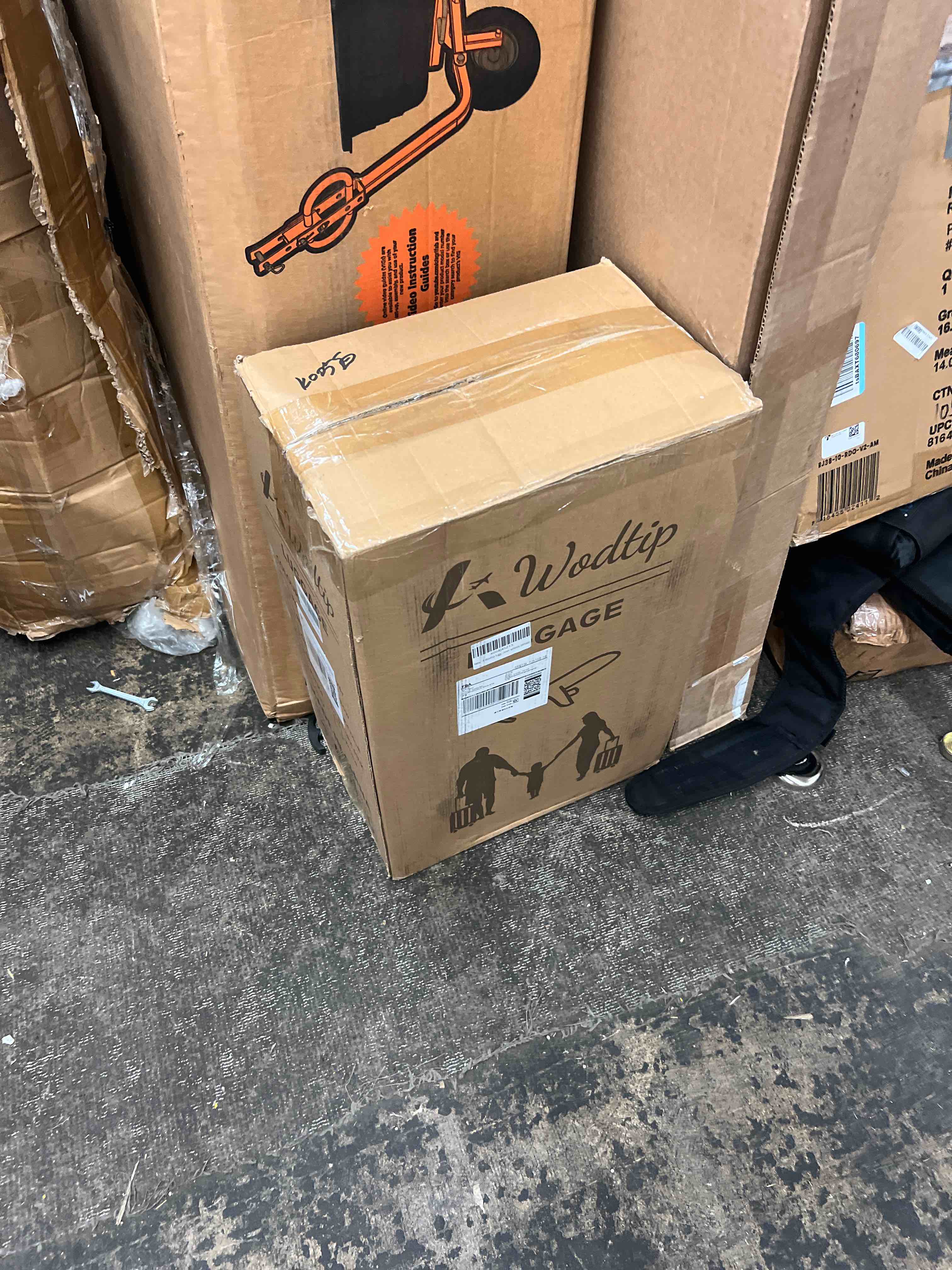 https://s3.amazonaws.com/lotting-images-prod/phillipi/BLU4411617_1755091385698.jpeg