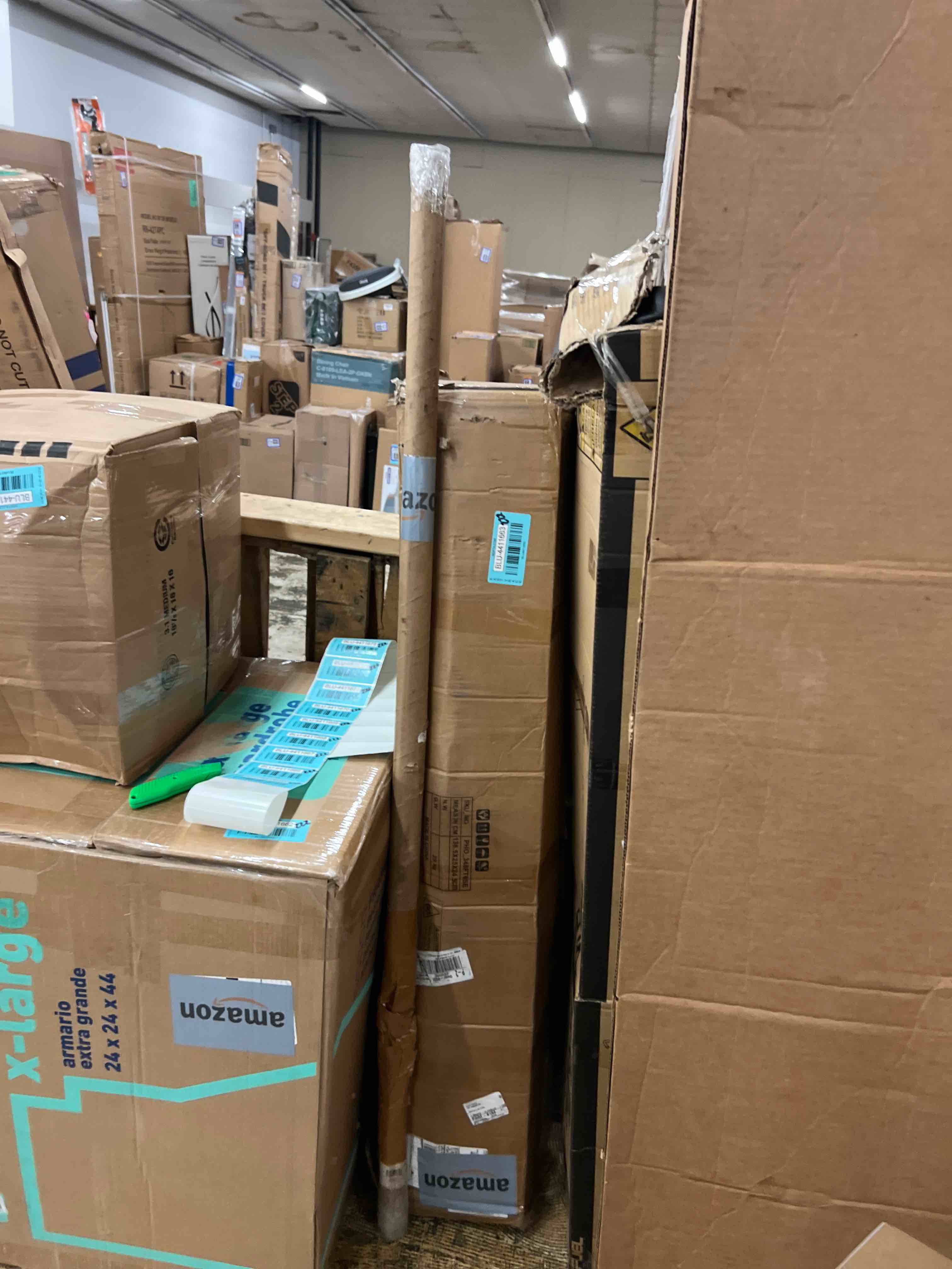 https://s3.amazonaws.com/lotting-images-prod/phillipi/BLU4411664_1755105259294.jpeg