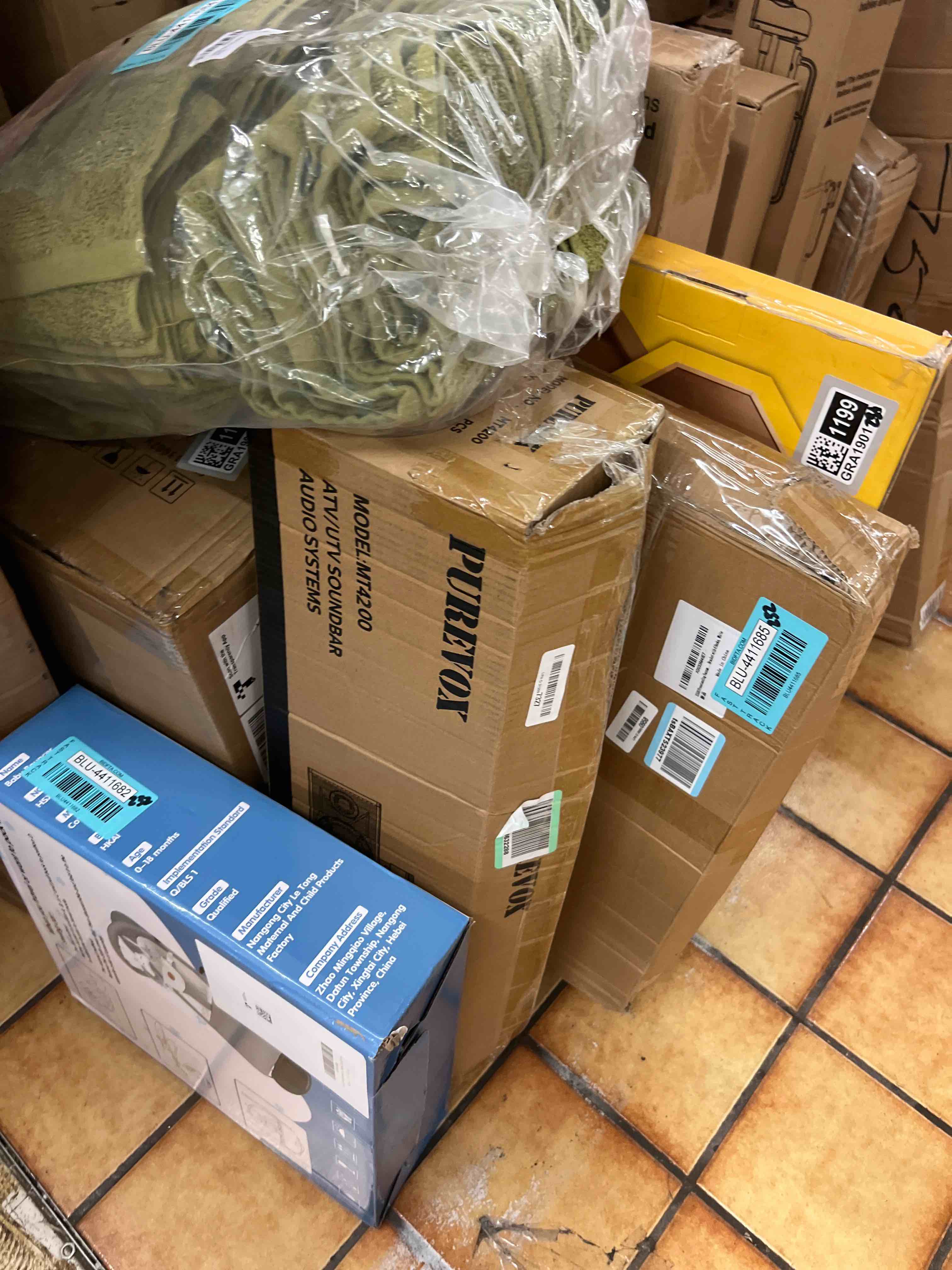https://s3.amazonaws.com/lotting-images-prod/phillipi/BLU4411686_1755207139038.jpeg