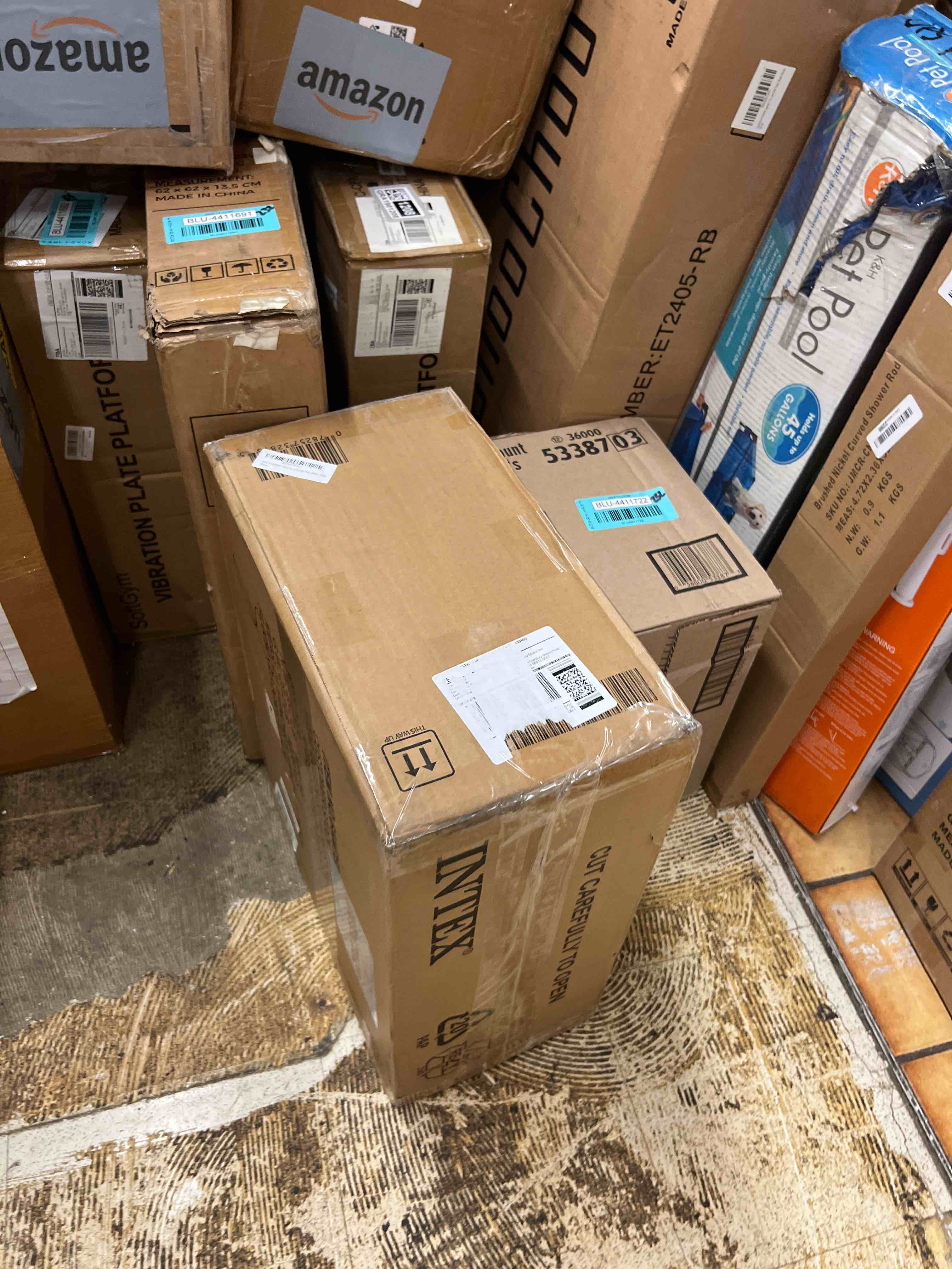 https://s3.amazonaws.com/lotting-images-prod/phillipi/BLU4411726_1755209398931.jpeg