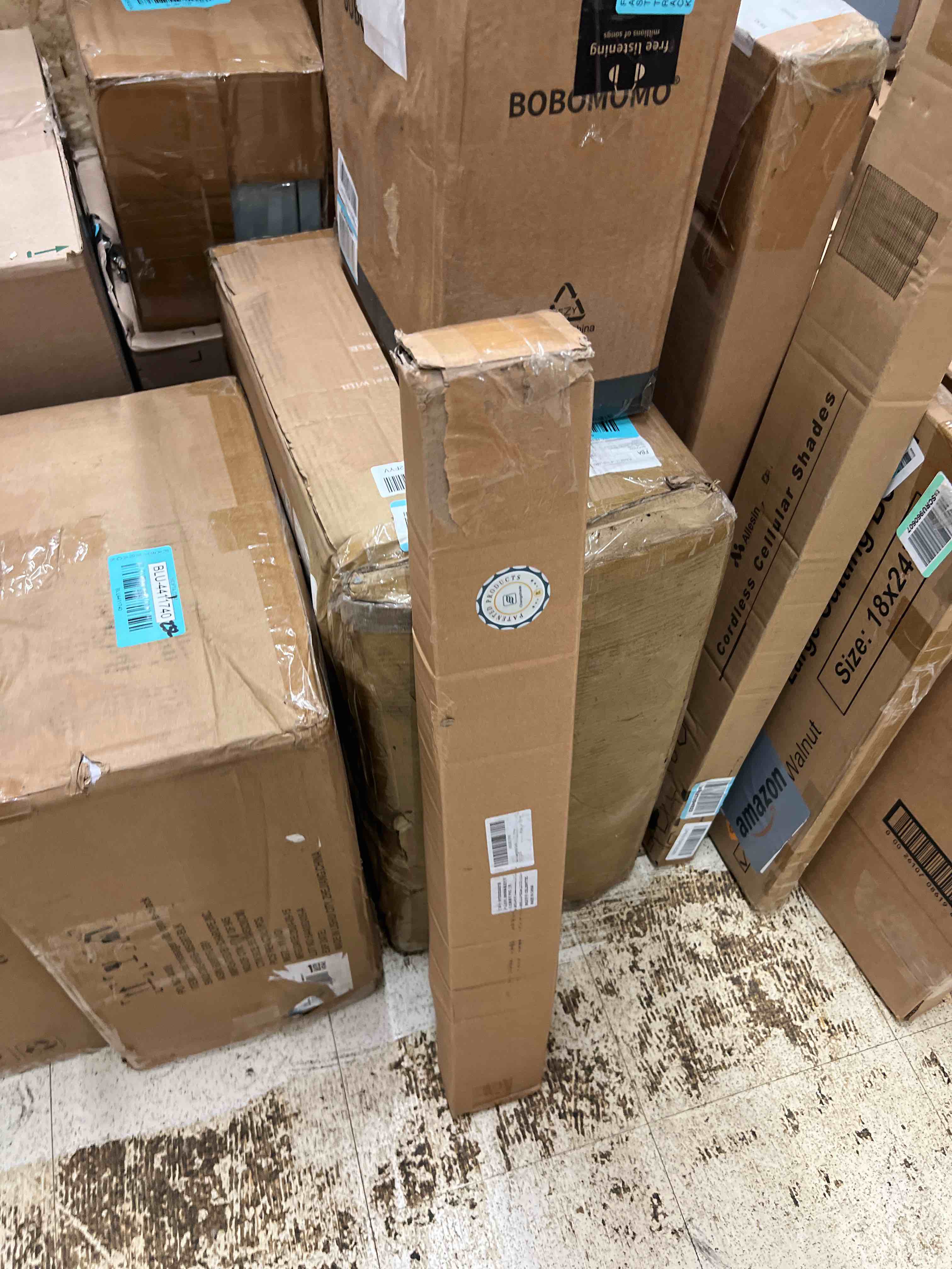 https://s3.amazonaws.com/lotting-images-prod/phillipi/BLU4411750_1755216170977.jpeg