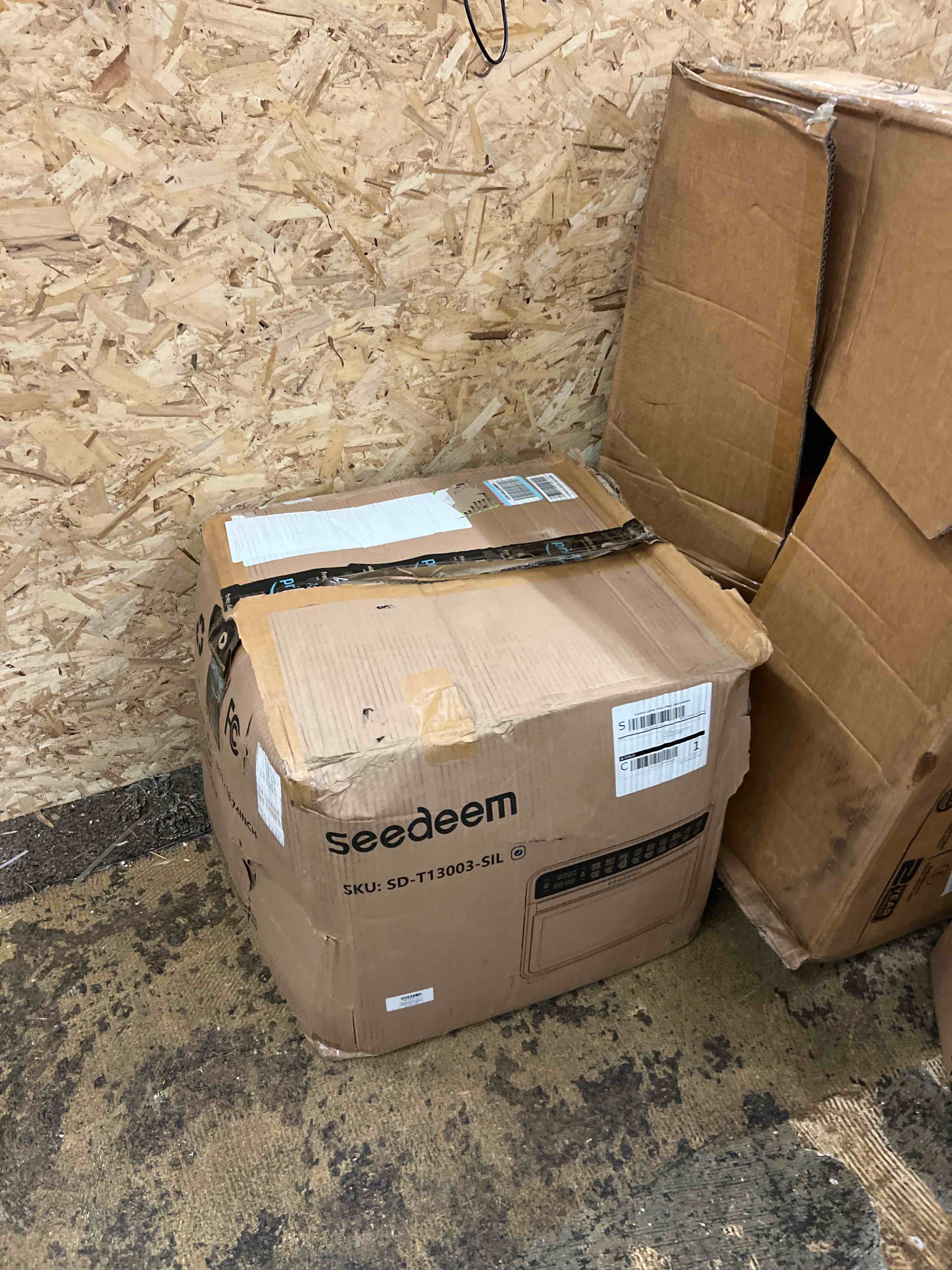 https://s3.amazonaws.com/lotting-images-prod/phillipi/BLU4411752_1755216264714.jpeg