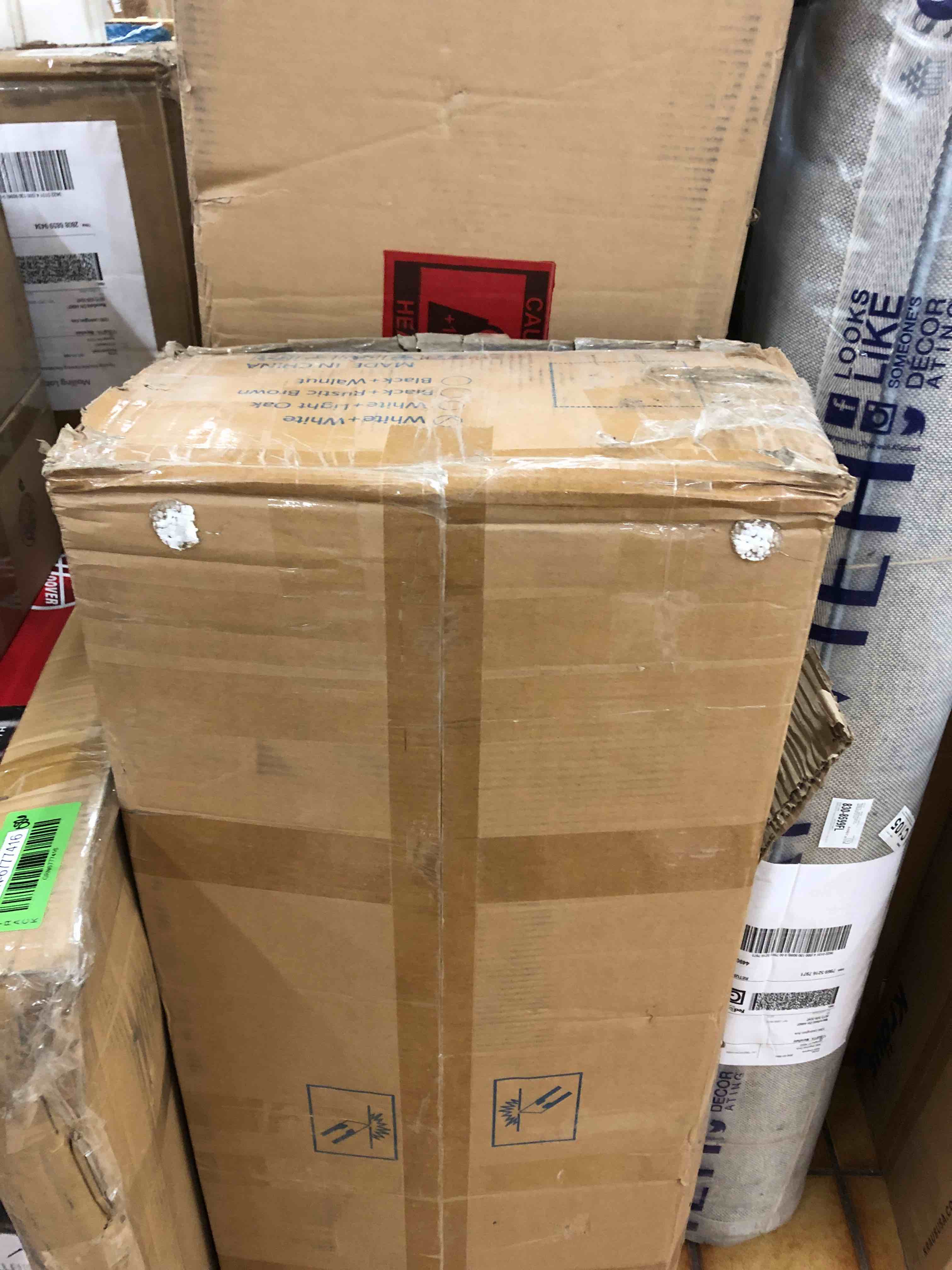 https://s3.amazonaws.com/lotting-images-prod/phillipi/BLU4469074_1730989184471.jpeg
