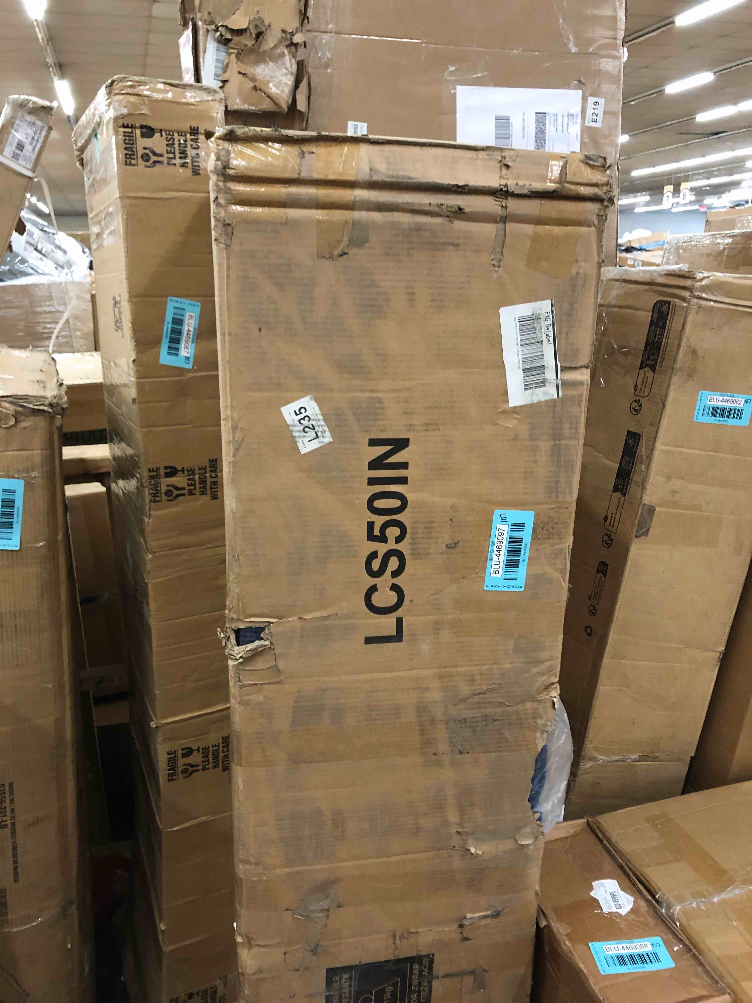 https://s3.amazonaws.com/lotting-images-prod/phillipi/BLU4469097_1730999830417.jpeg