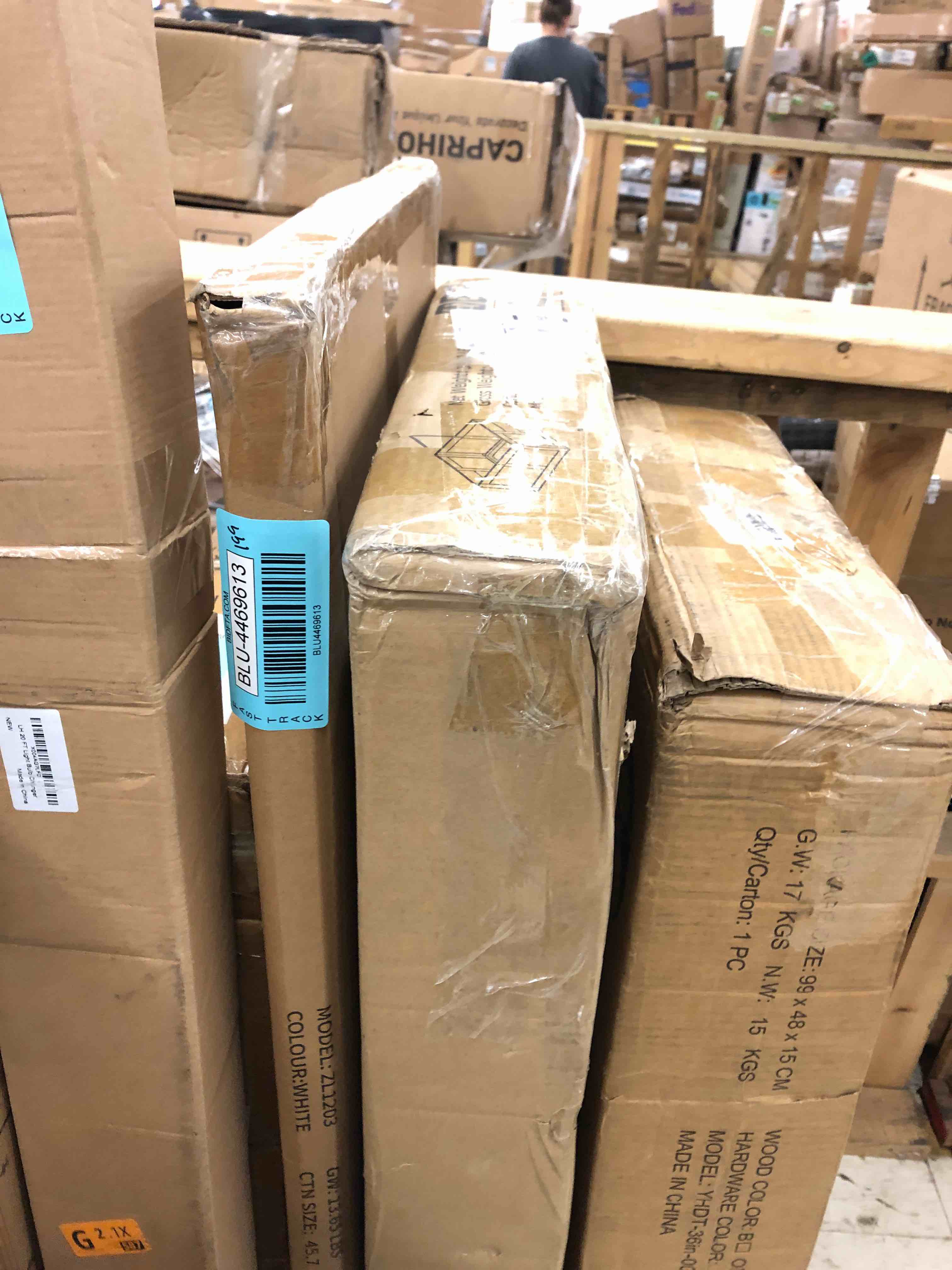 https://s3.amazonaws.com/lotting-images-prod/phillipi/BLU4469622_1732028192903.jpeg