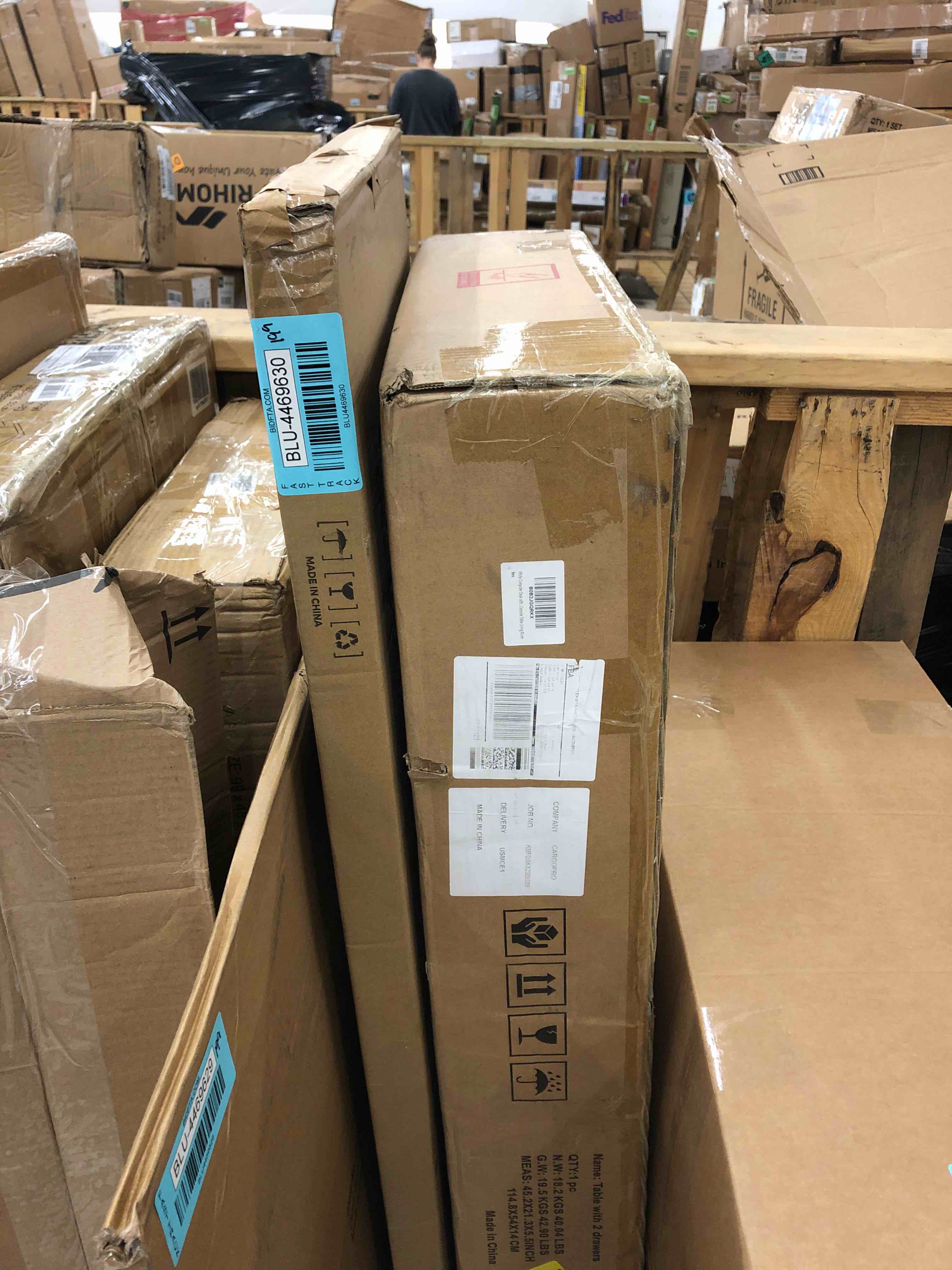 https://s3.amazonaws.com/lotting-images-prod/phillipi/BLU4469632_1732029251539.jpeg