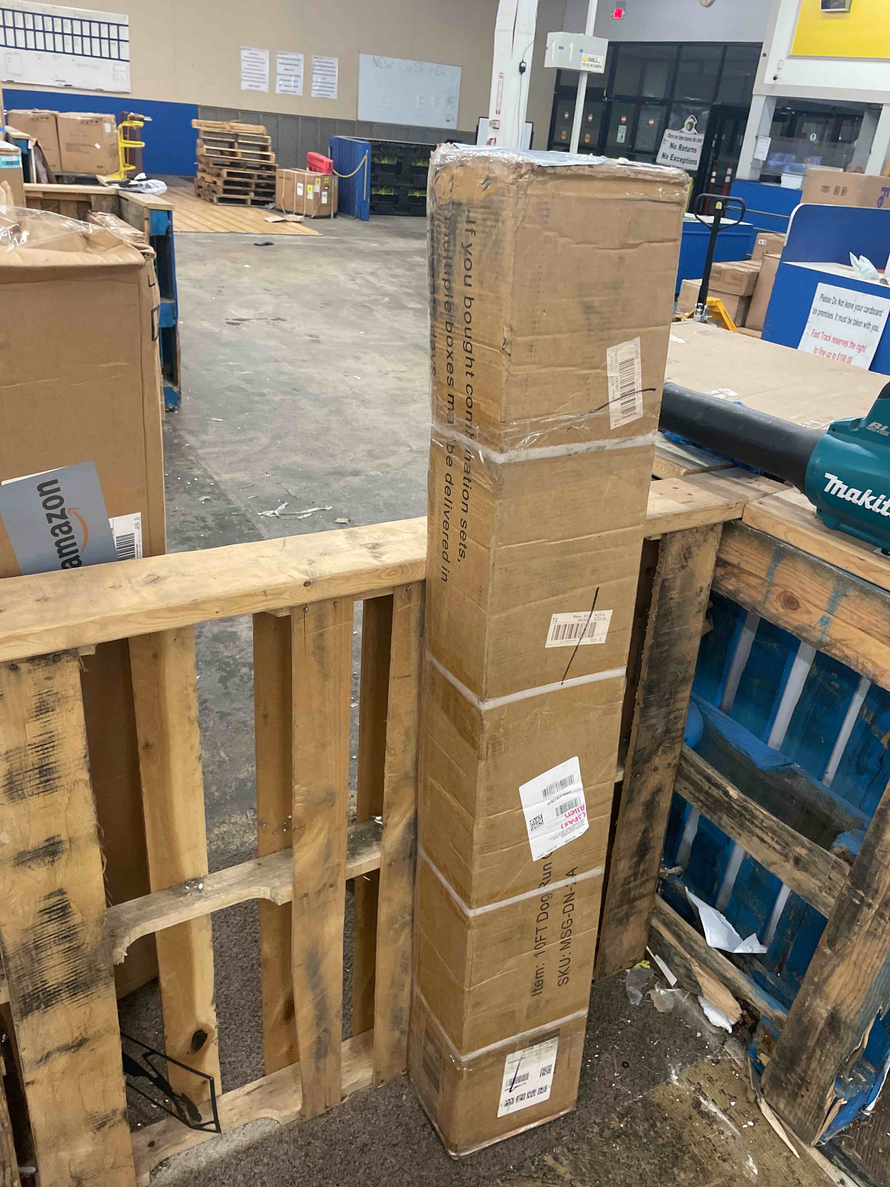 https://s3.amazonaws.com/lotting-images-prod/phillipi/BLU4470545_1729123380170.jpeg