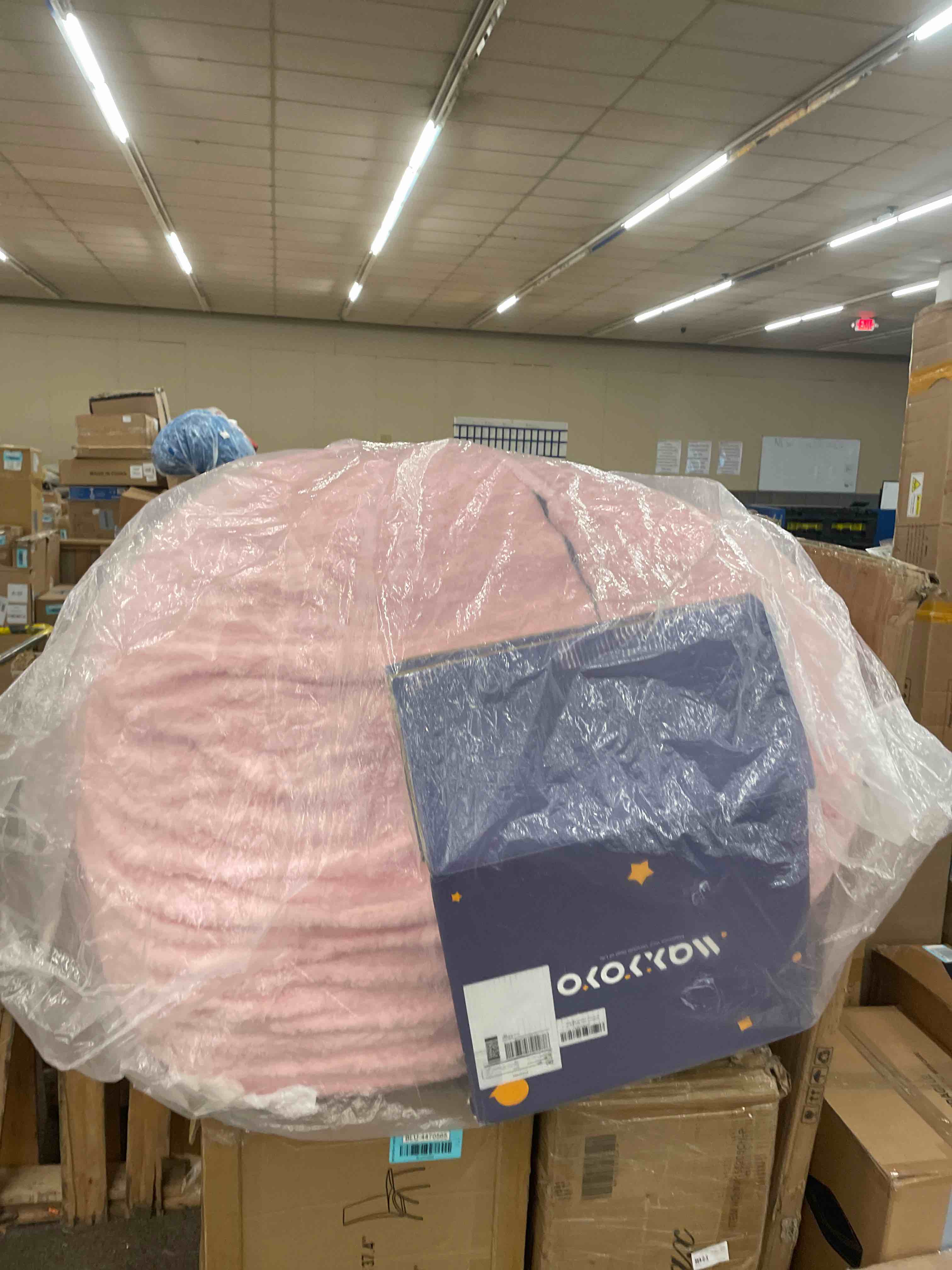 https://s3.amazonaws.com/lotting-images-prod/phillipi/BLU4470566_1729126155364.jpeg