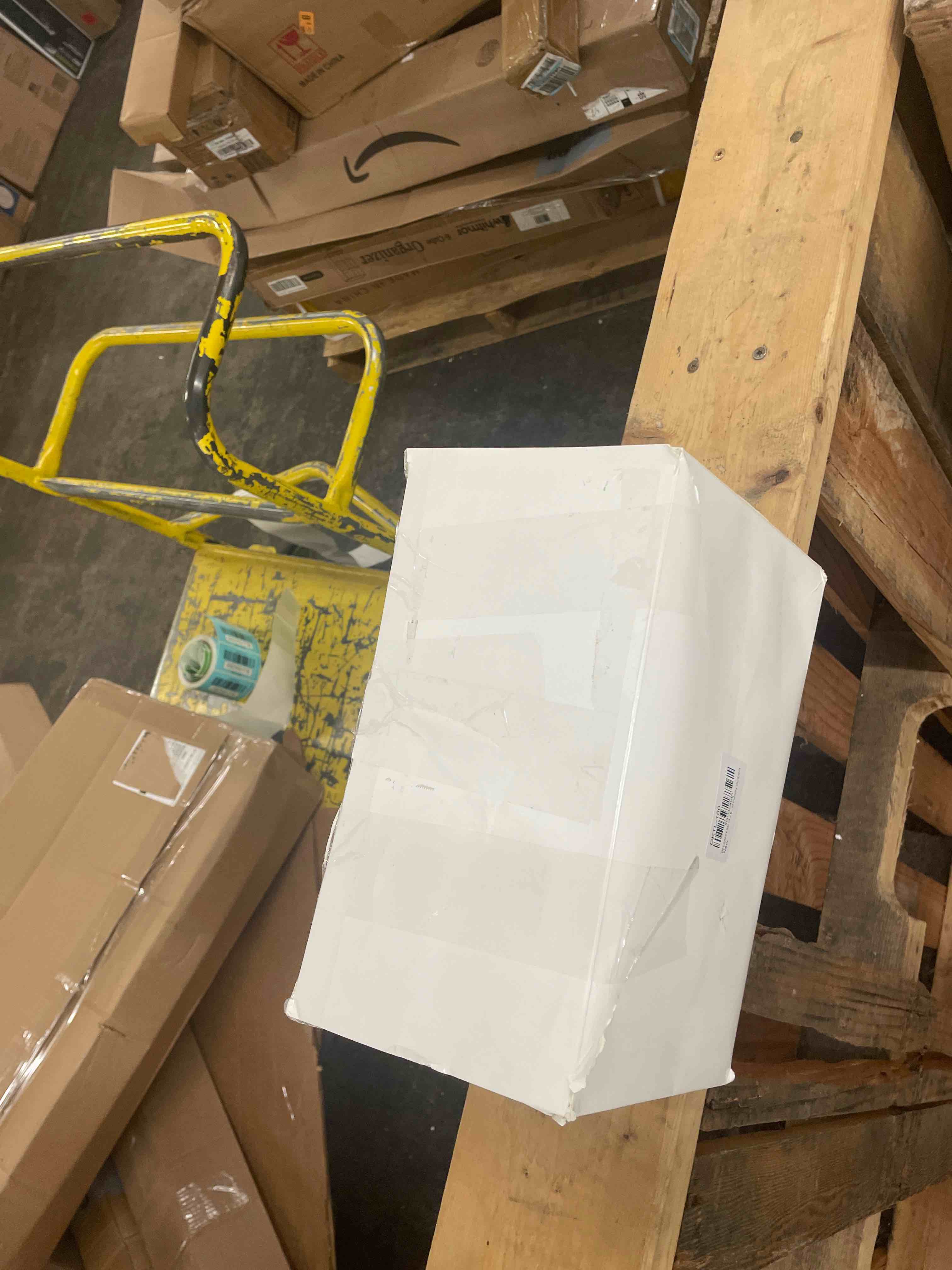 https://s3.amazonaws.com/lotting-images-prod/phillipi/BLU4470584_1729128319964.jpeg