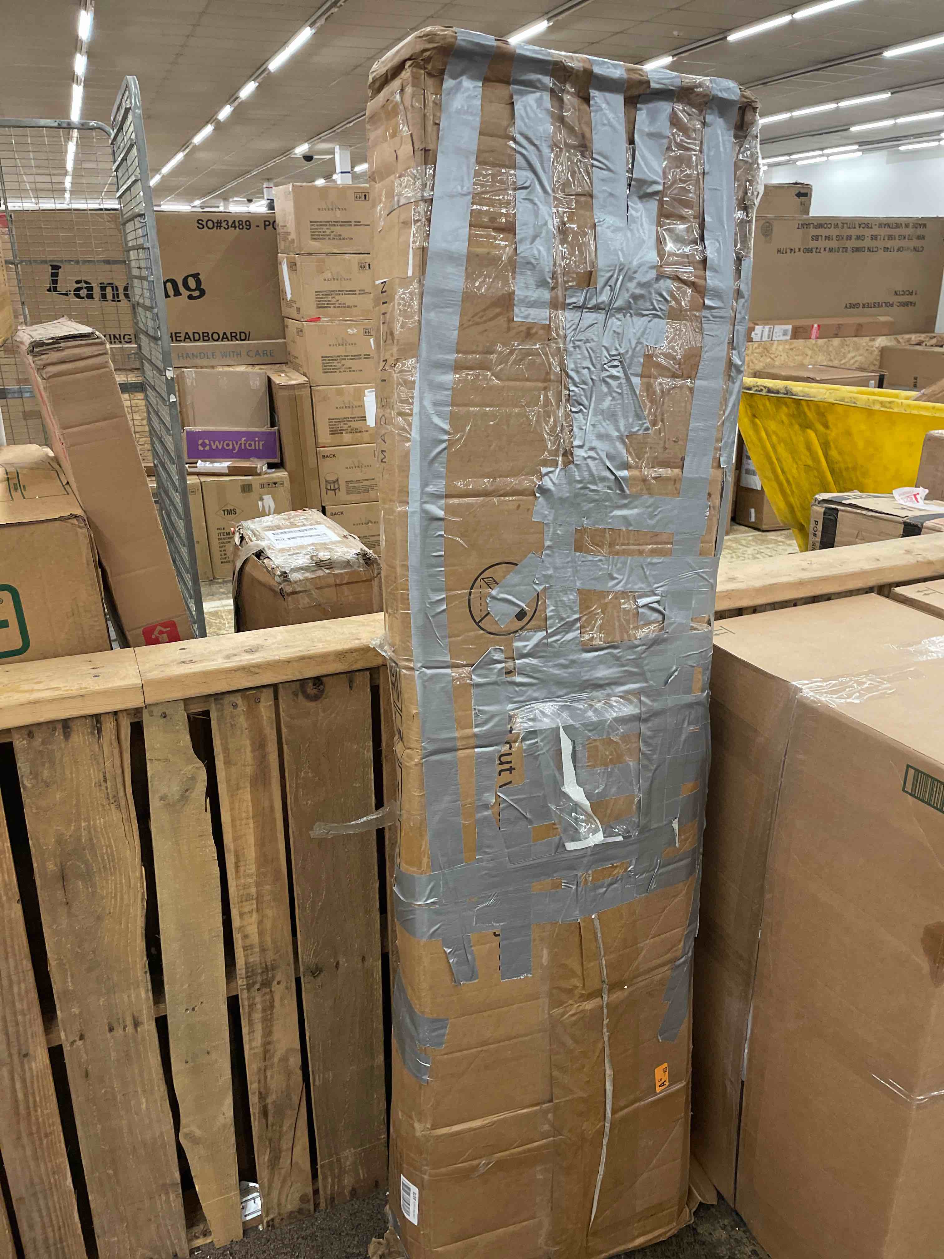 https://s3.amazonaws.com/lotting-images-prod/phillipi/BLU4471031_1730375247796.jpeg