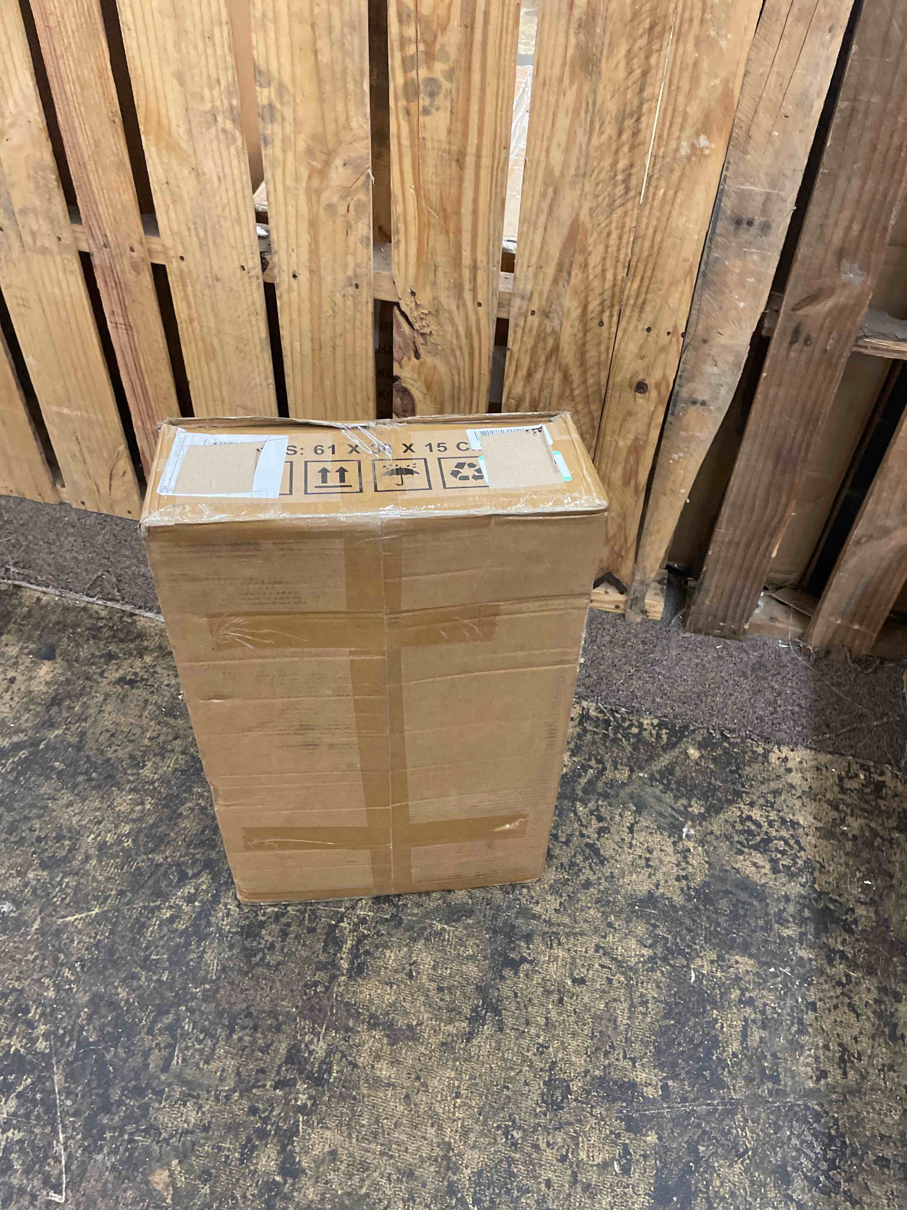 https://s3.amazonaws.com/lotting-images-prod/phillipi/BLU4471040_1730373602852.jpeg