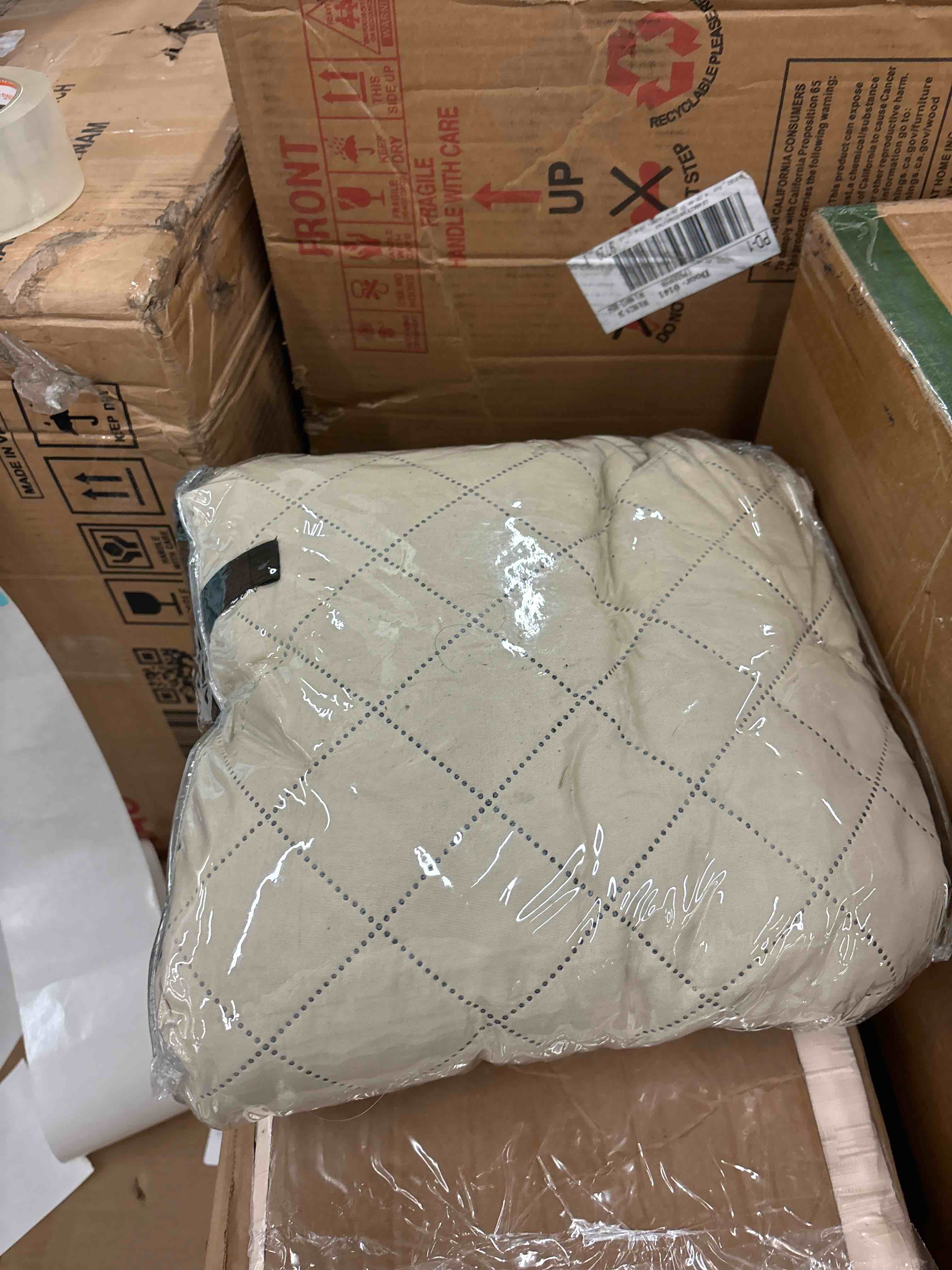 https://s3.amazonaws.com/lotting-images-prod/phillipi/BLU4471892_1733256215776.jpeg