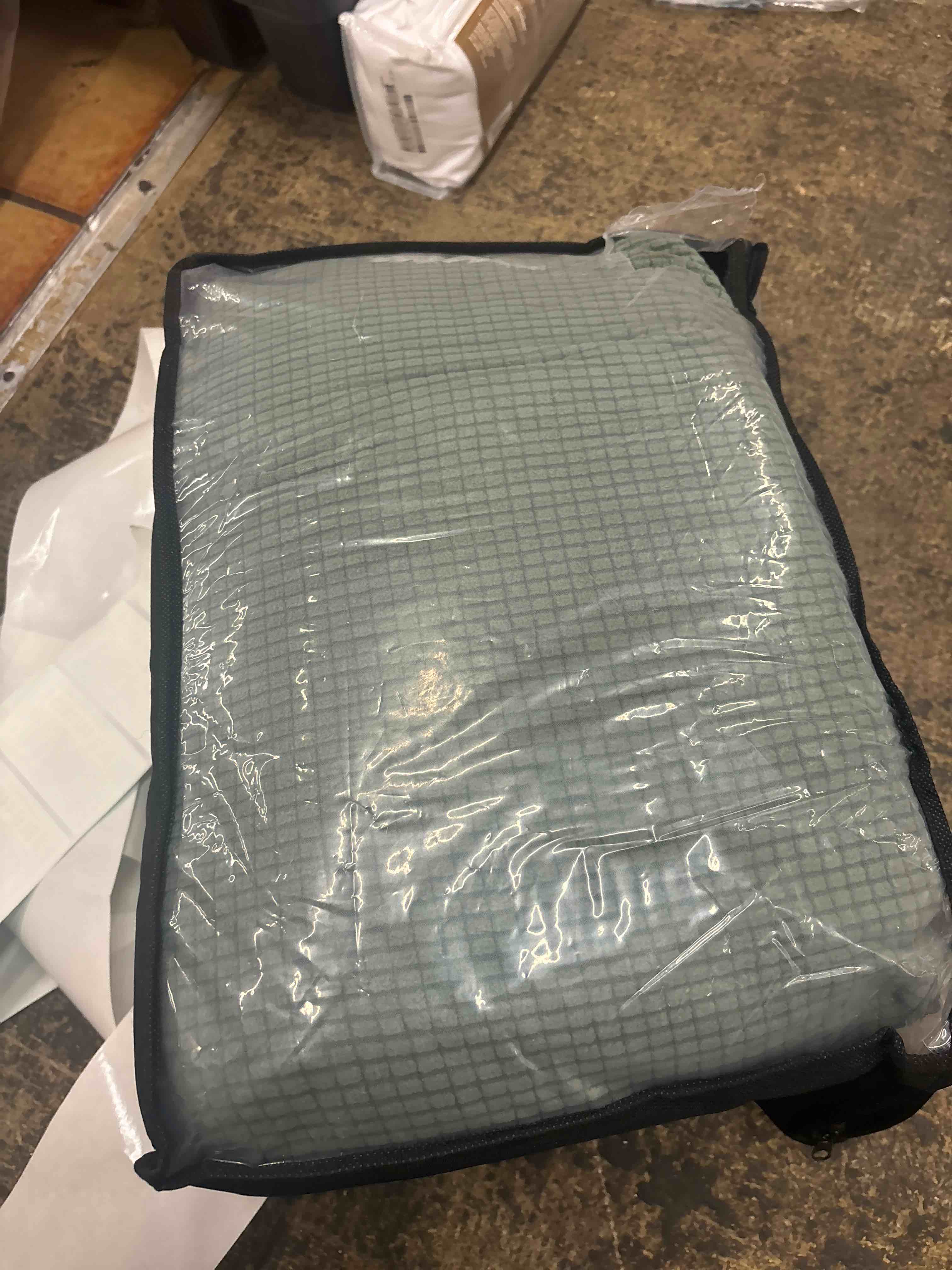 https://s3.amazonaws.com/lotting-images-prod/phillipi/BLU4471920_1733258209861.jpeg