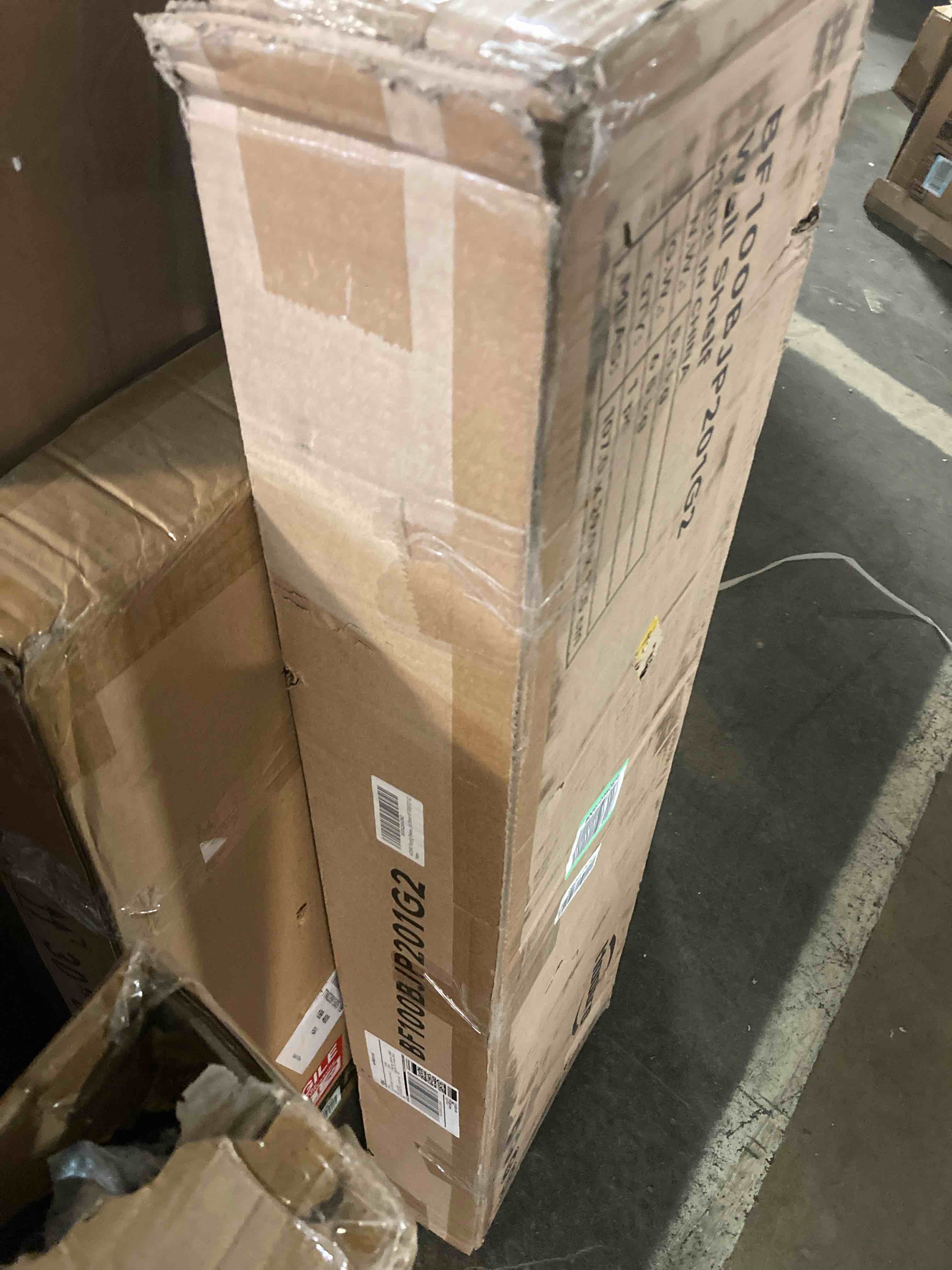 https://s3.amazonaws.com/lotting-images-prod/phillipi/BLU4715312_1702921344744.jpeg