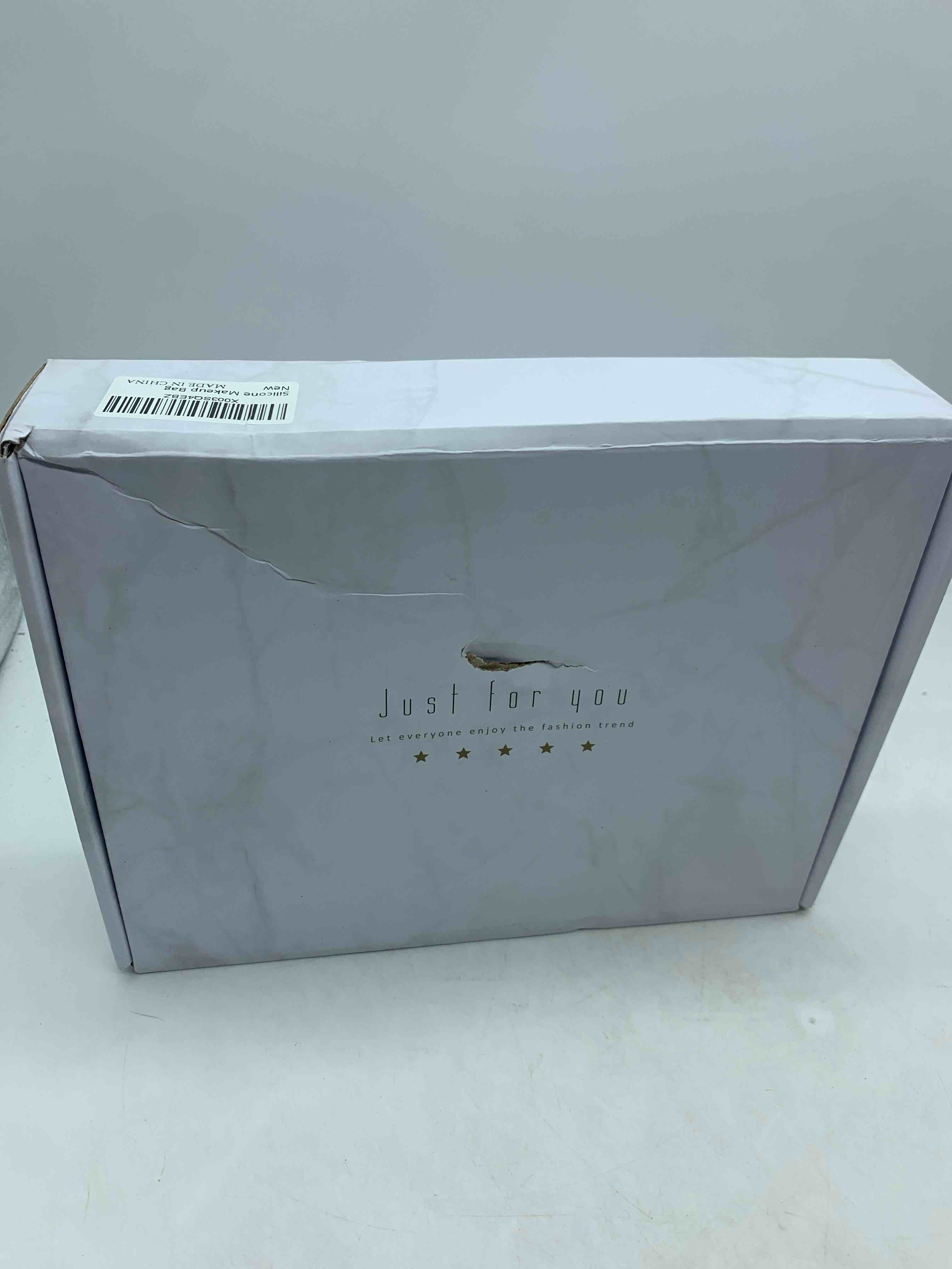 https://s3.amazonaws.com/lotting-images-prod/phillipi/BLU4716786_1706634746728.jpeg