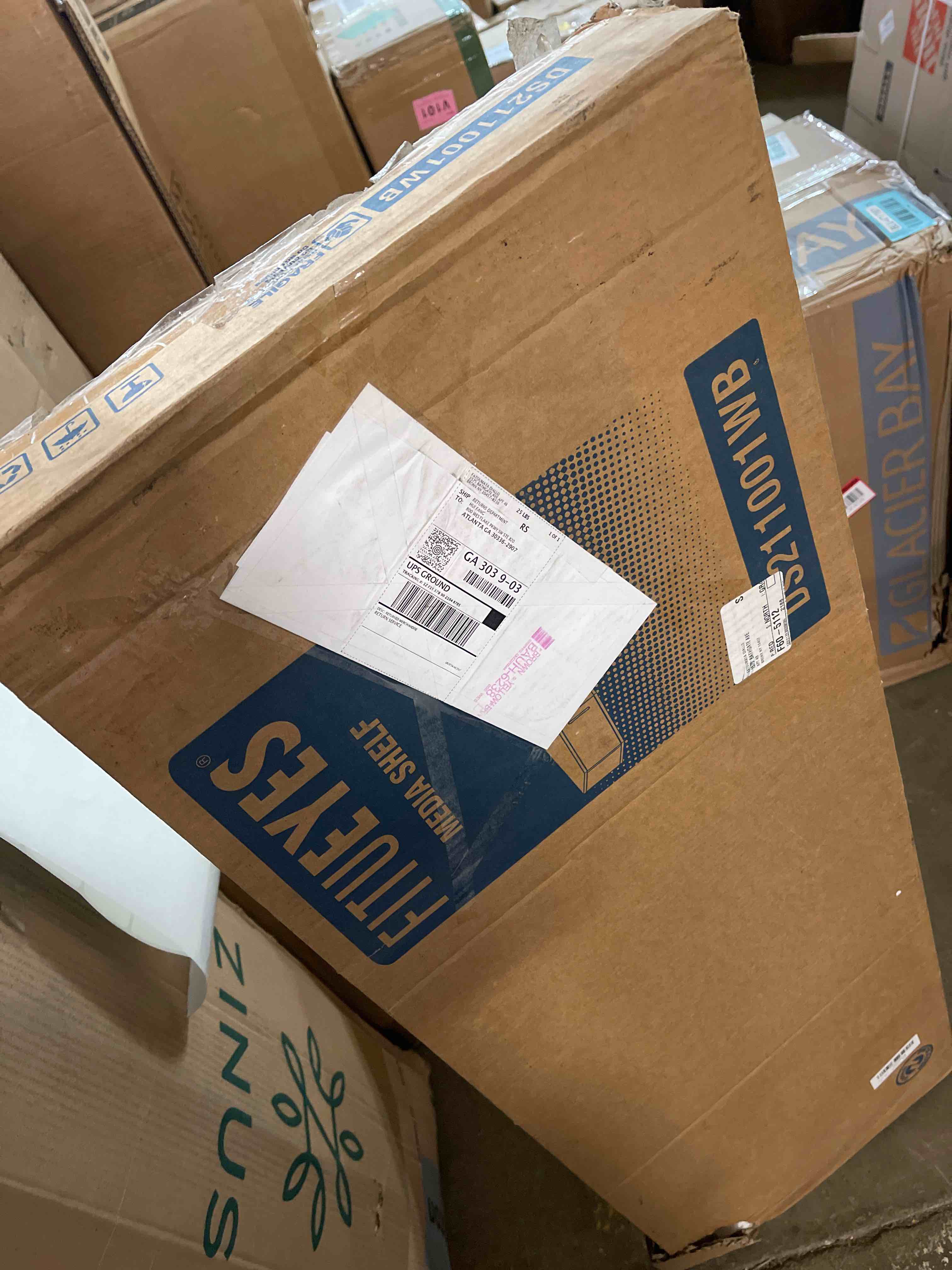 https://s3.amazonaws.com/lotting-images-prod/phillipi/BLU4717804_1718118165309.jpeg