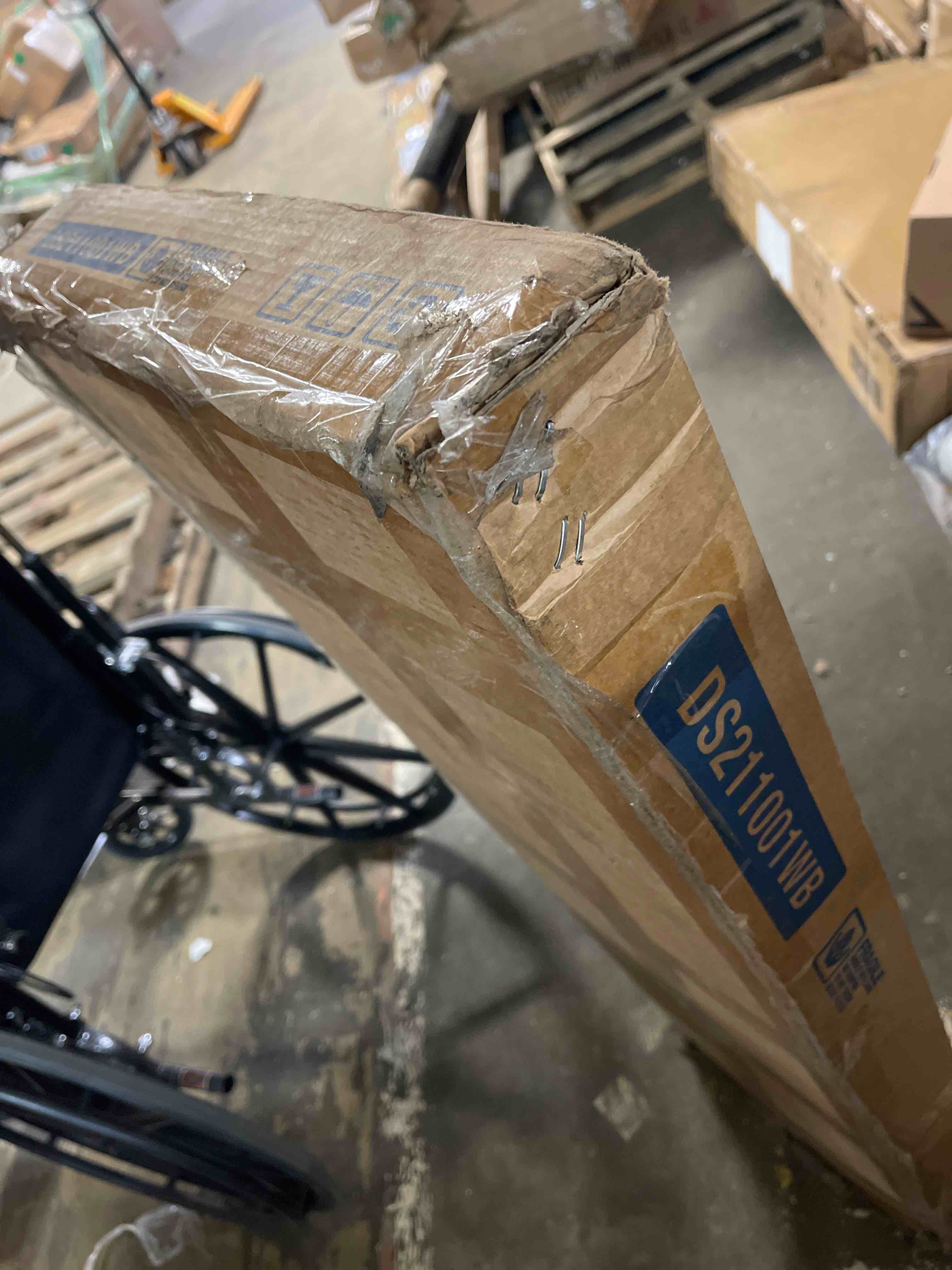 https://s3.amazonaws.com/lotting-images-prod/phillipi/BLU4717804_1718118176089.jpeg