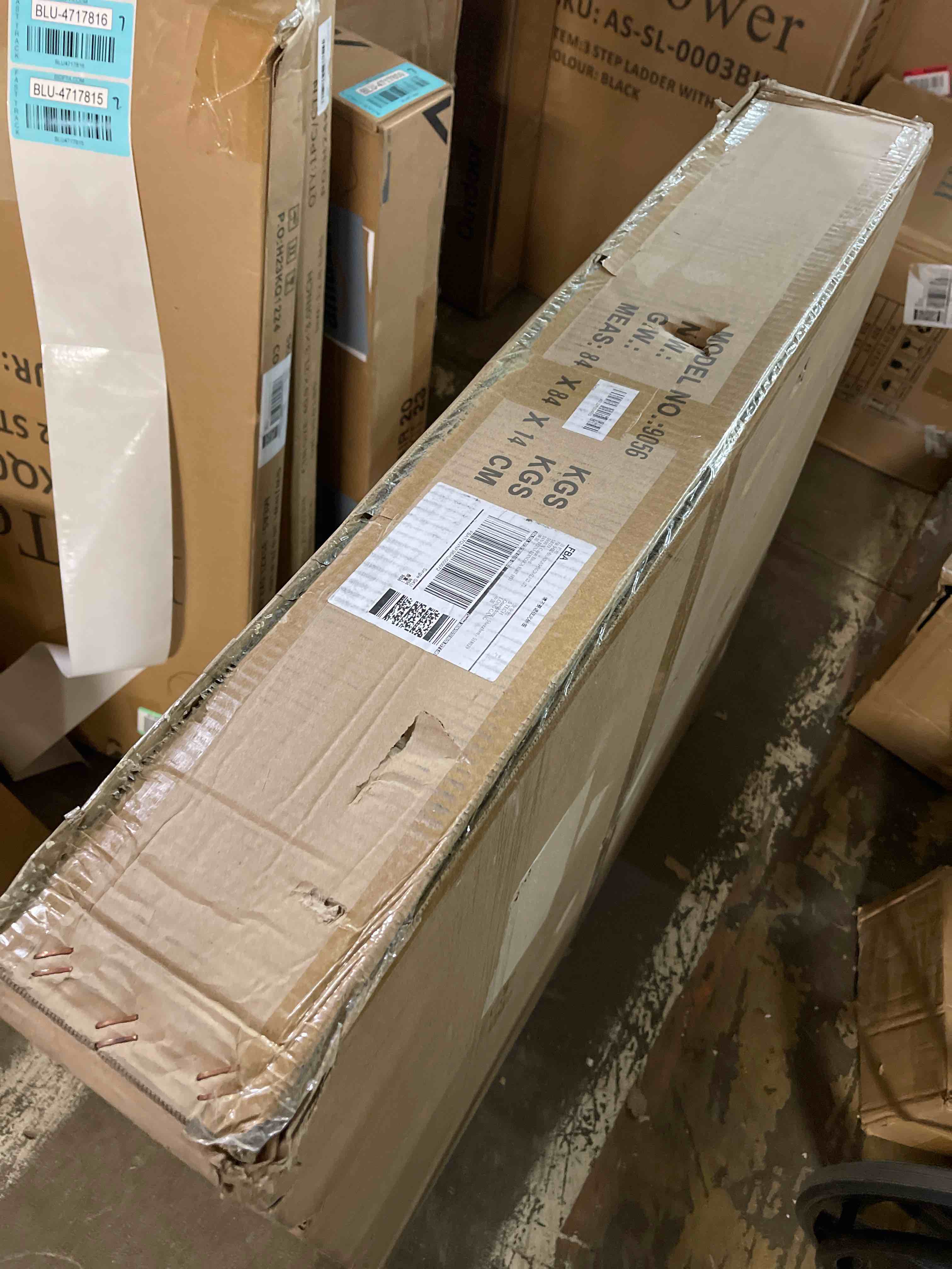 https://s3.amazonaws.com/lotting-images-prod/phillipi/BLU4717815_1718127311978.jpeg