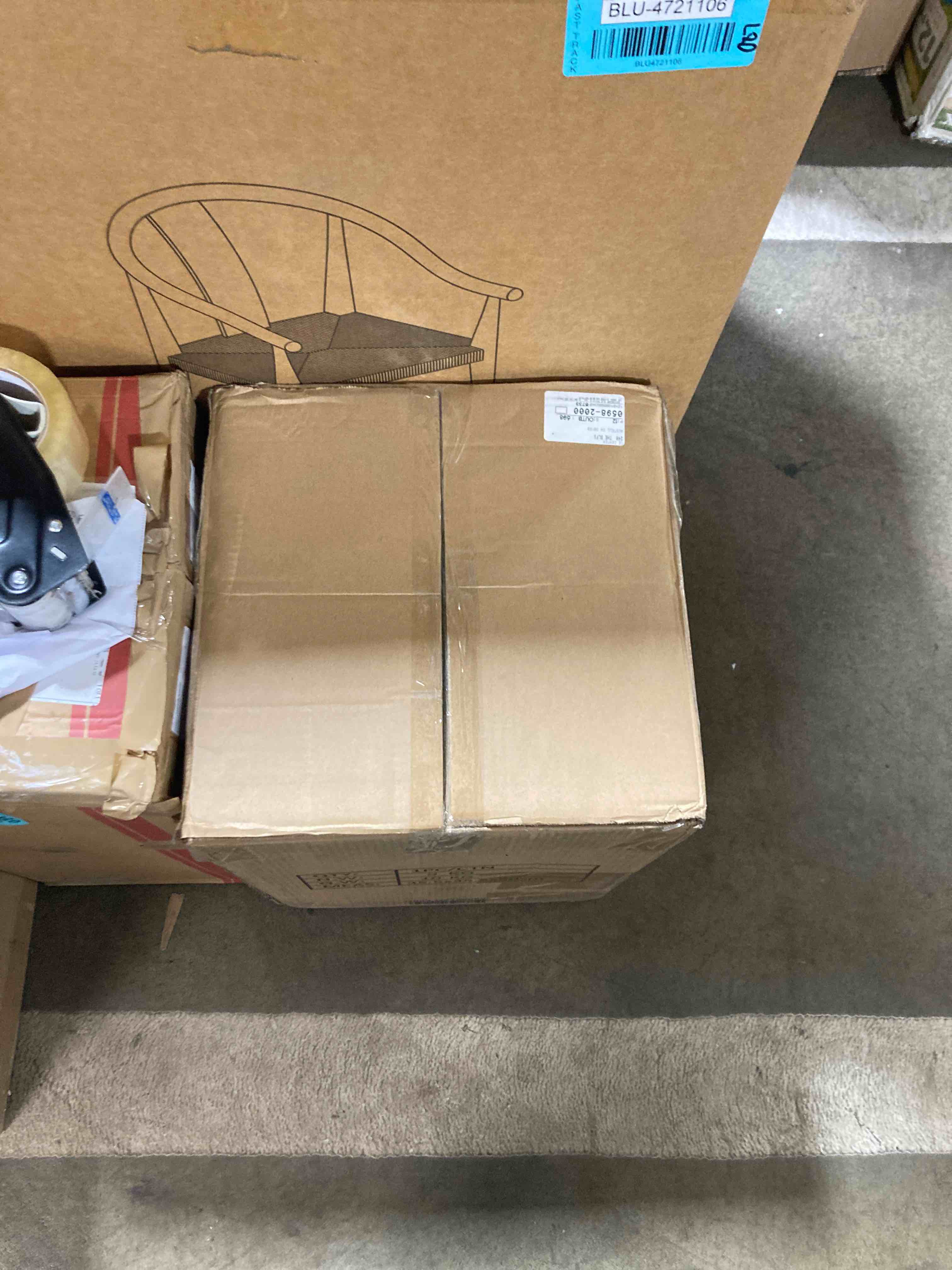 https://s3.amazonaws.com/lotting-images-prod/phillipi/BLU4721070_1705348337087.jpeg