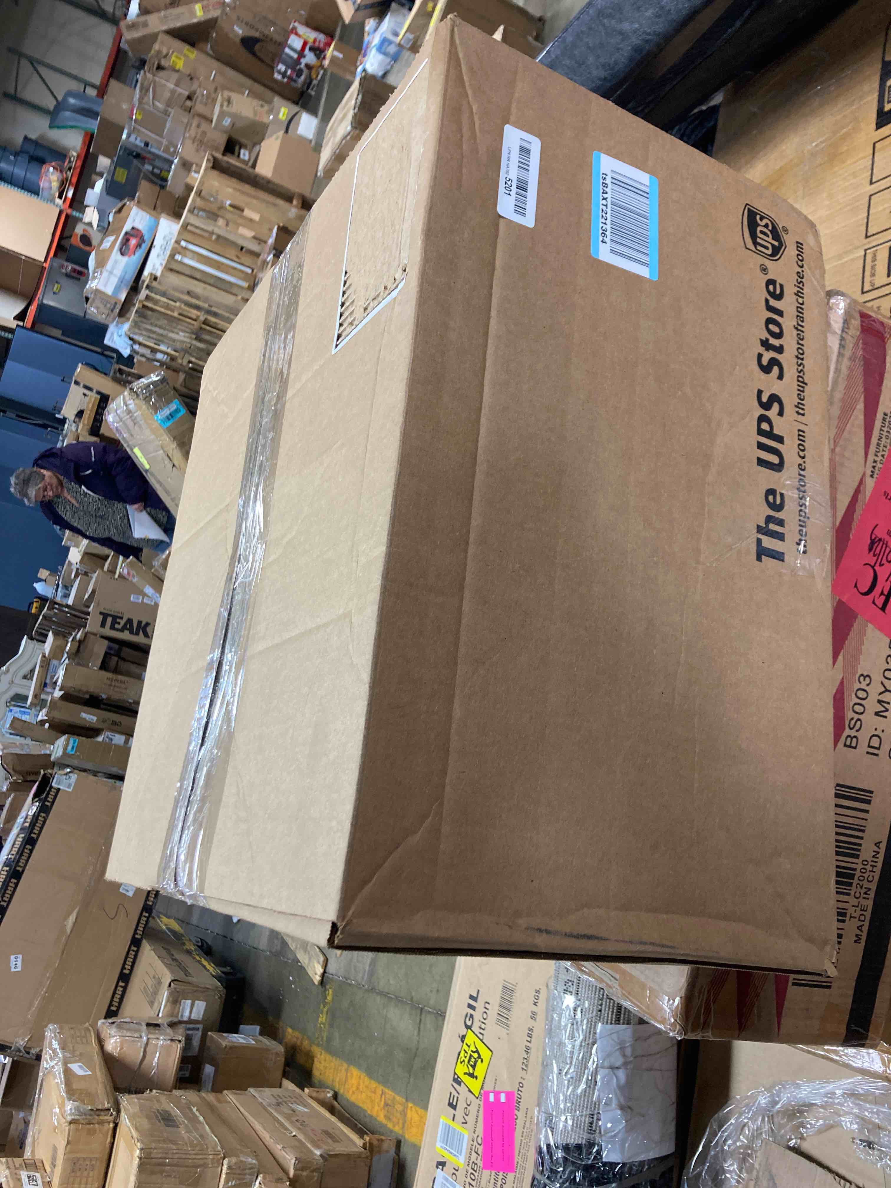https://s3.amazonaws.com/lotting-images-prod/phillipi/BLU4721363_1705699939943.jpeg
