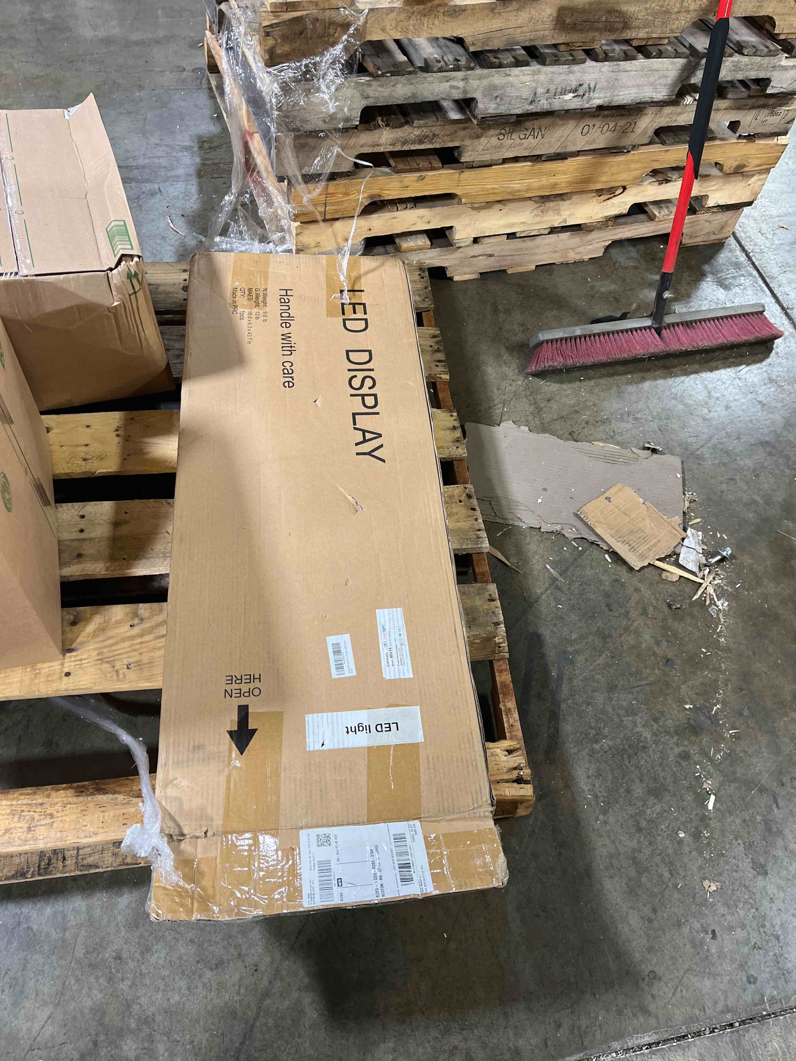 https://s3.amazonaws.com/lotting-images-prod/phillipi/BLU4721368_1705943602463.jpeg