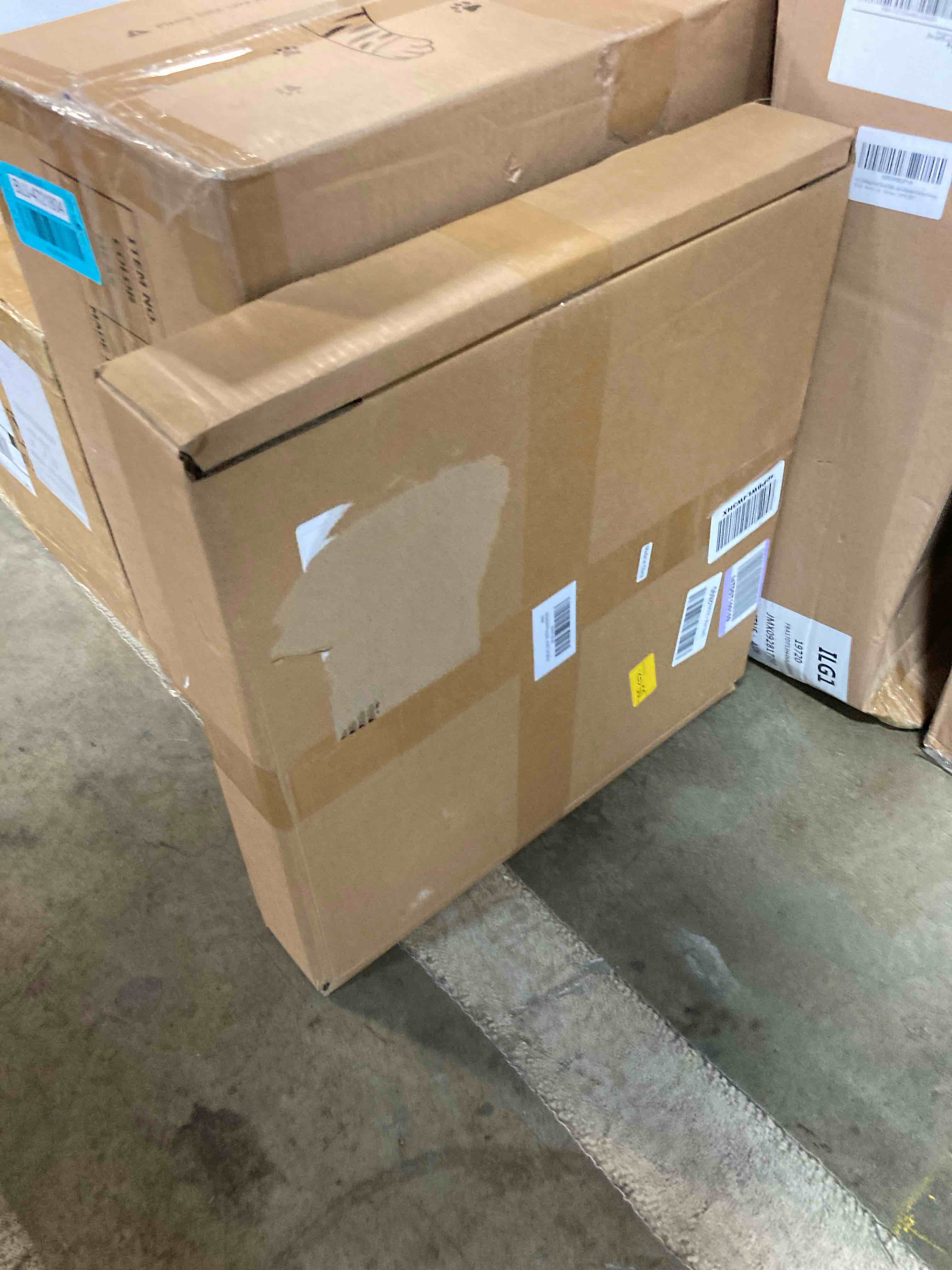 https://s3.amazonaws.com/lotting-images-prod/phillipi/BLU4721810_1706554543391.jpeg