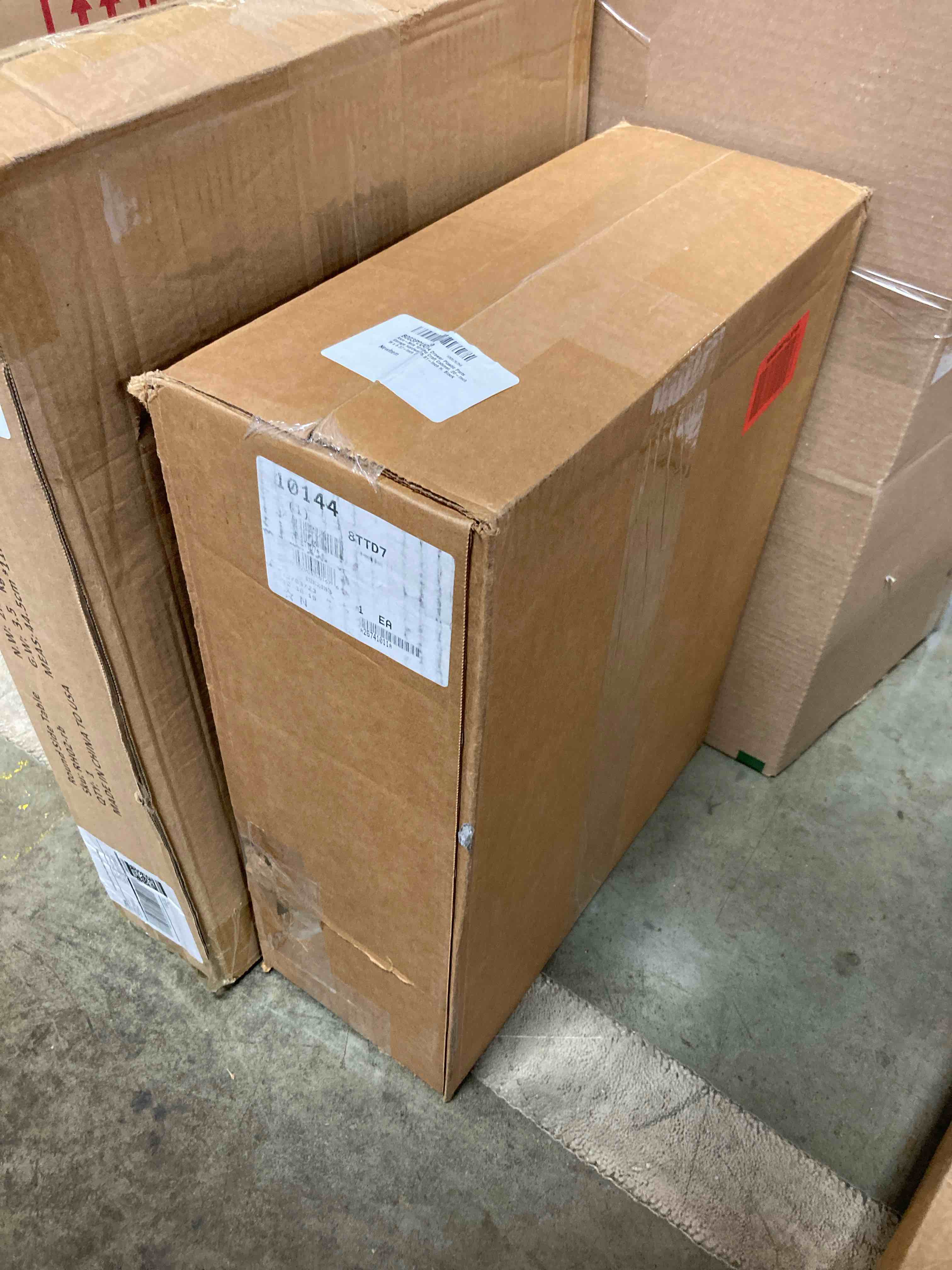 https://s3.amazonaws.com/lotting-images-prod/phillipi/BLU4721820_1706556833549.jpeg