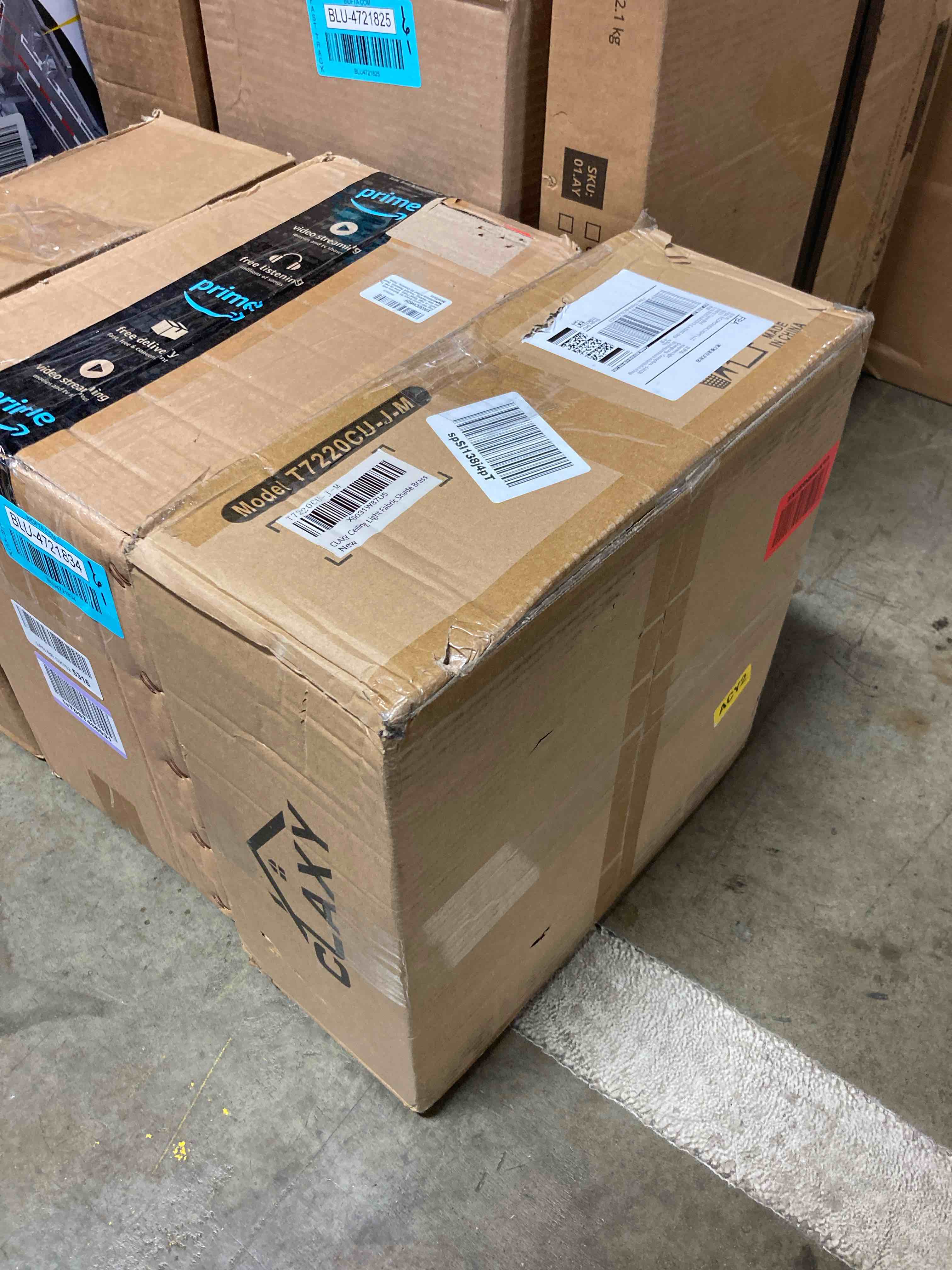 https://s3.amazonaws.com/lotting-images-prod/phillipi/BLU4721835_1706560544579.jpeg
