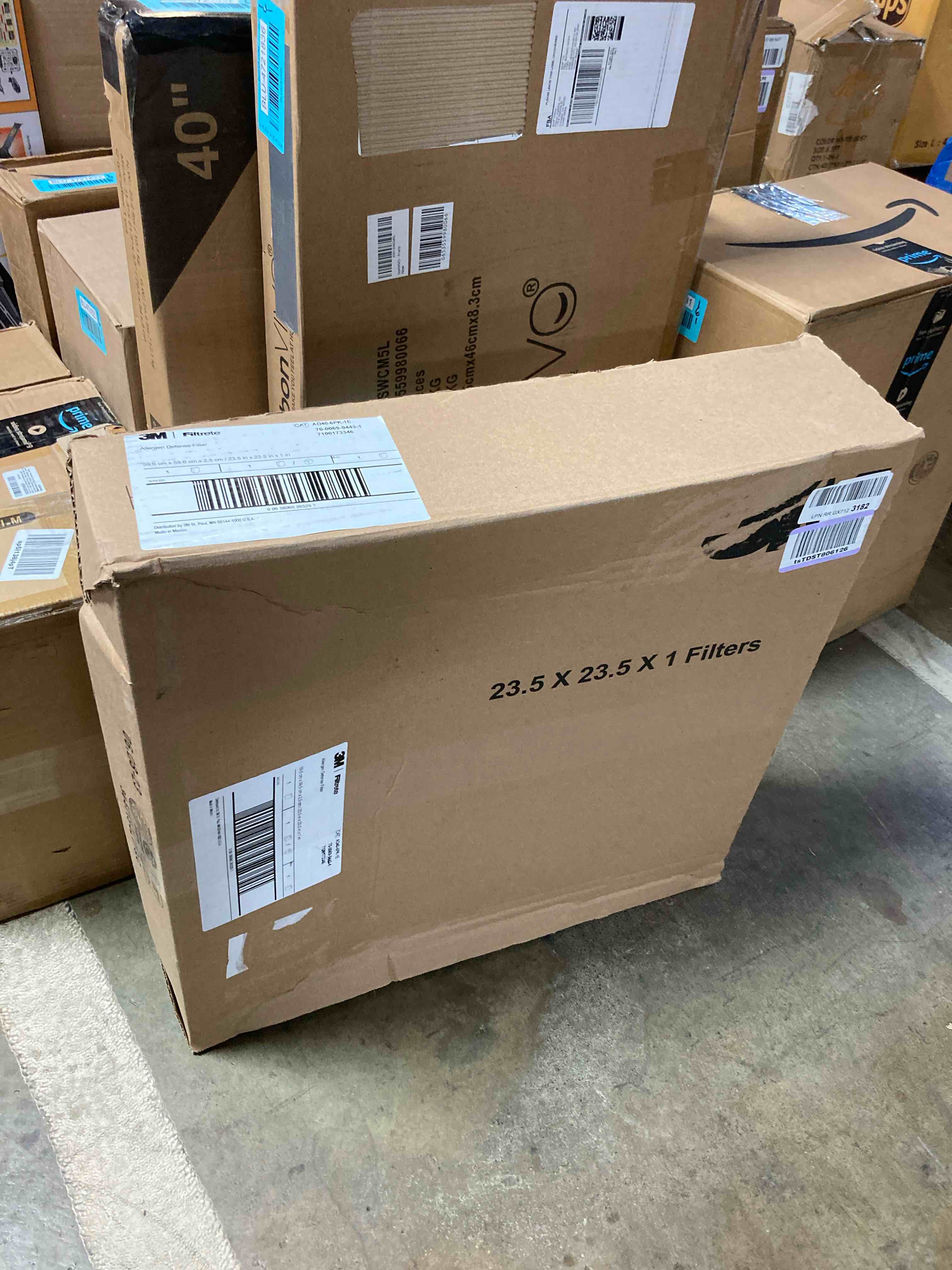 https://s3.amazonaws.com/lotting-images-prod/phillipi/BLU4721838_1706561054189.jpeg