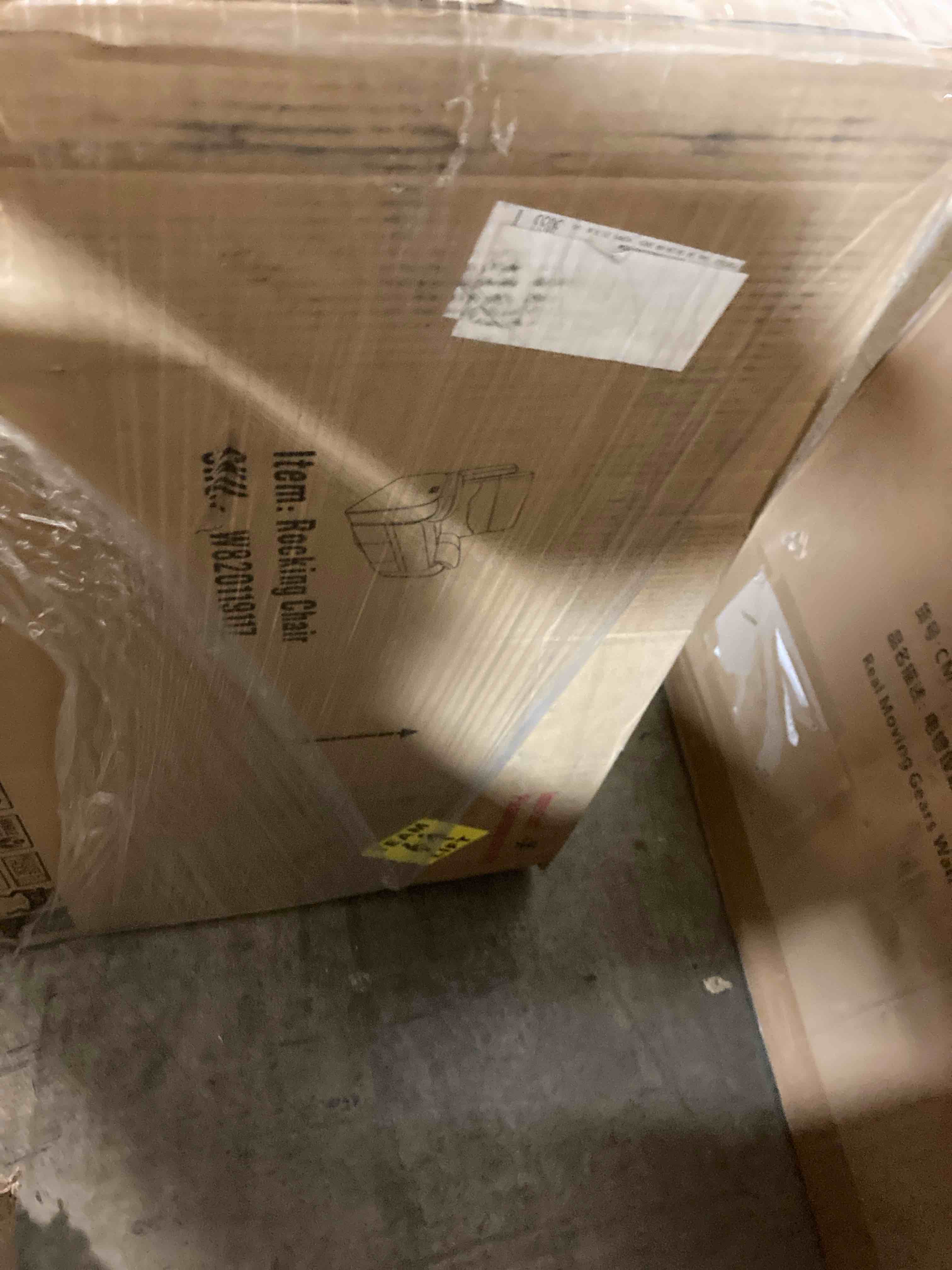 https://s3.amazonaws.com/lotting-images-prod/phillipi/BLU4721876_1706636462097.jpeg