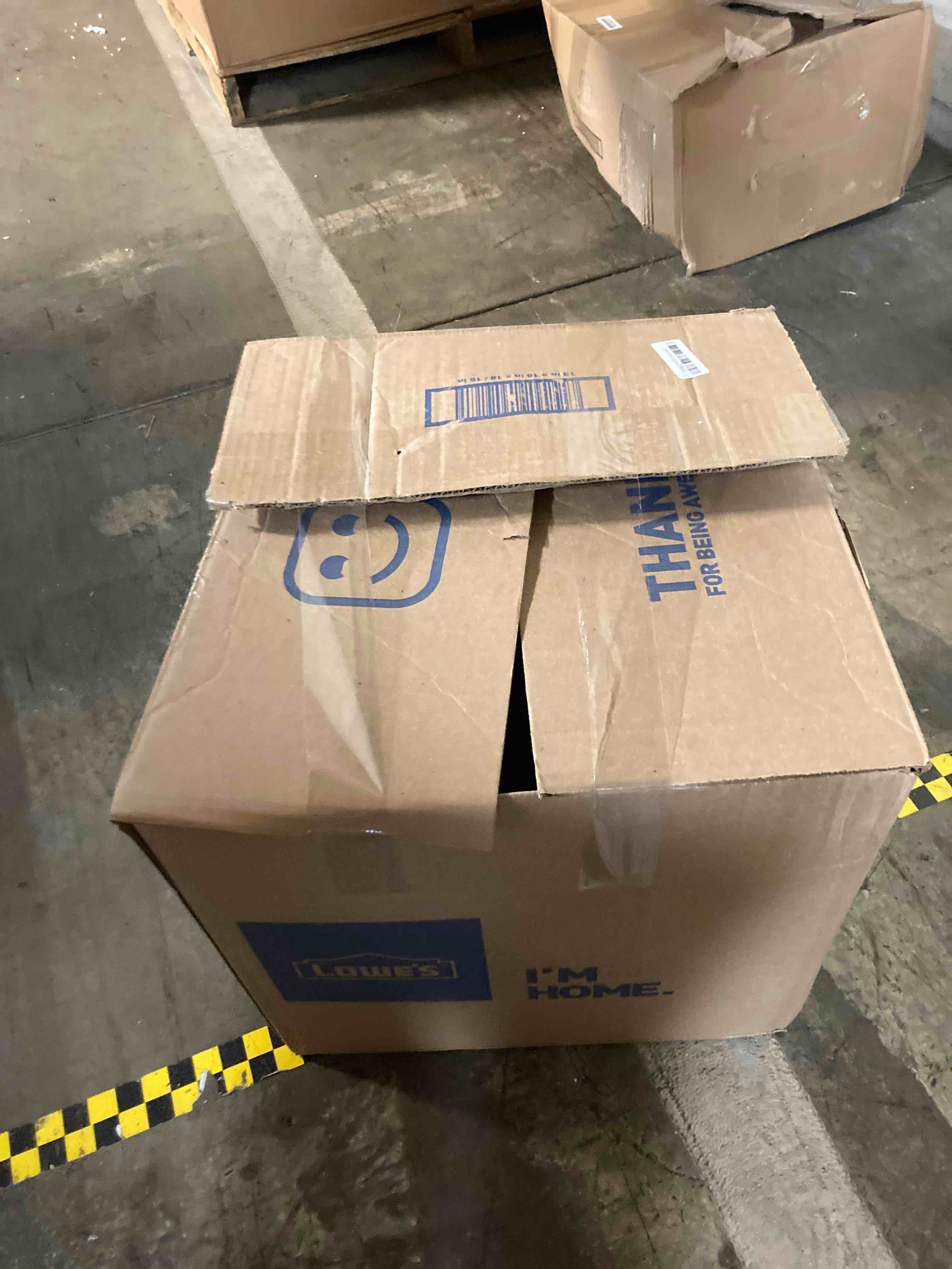 https://s3.amazonaws.com/lotting-images-prod/phillipi/BLU4721893_1706638408612.jpeg