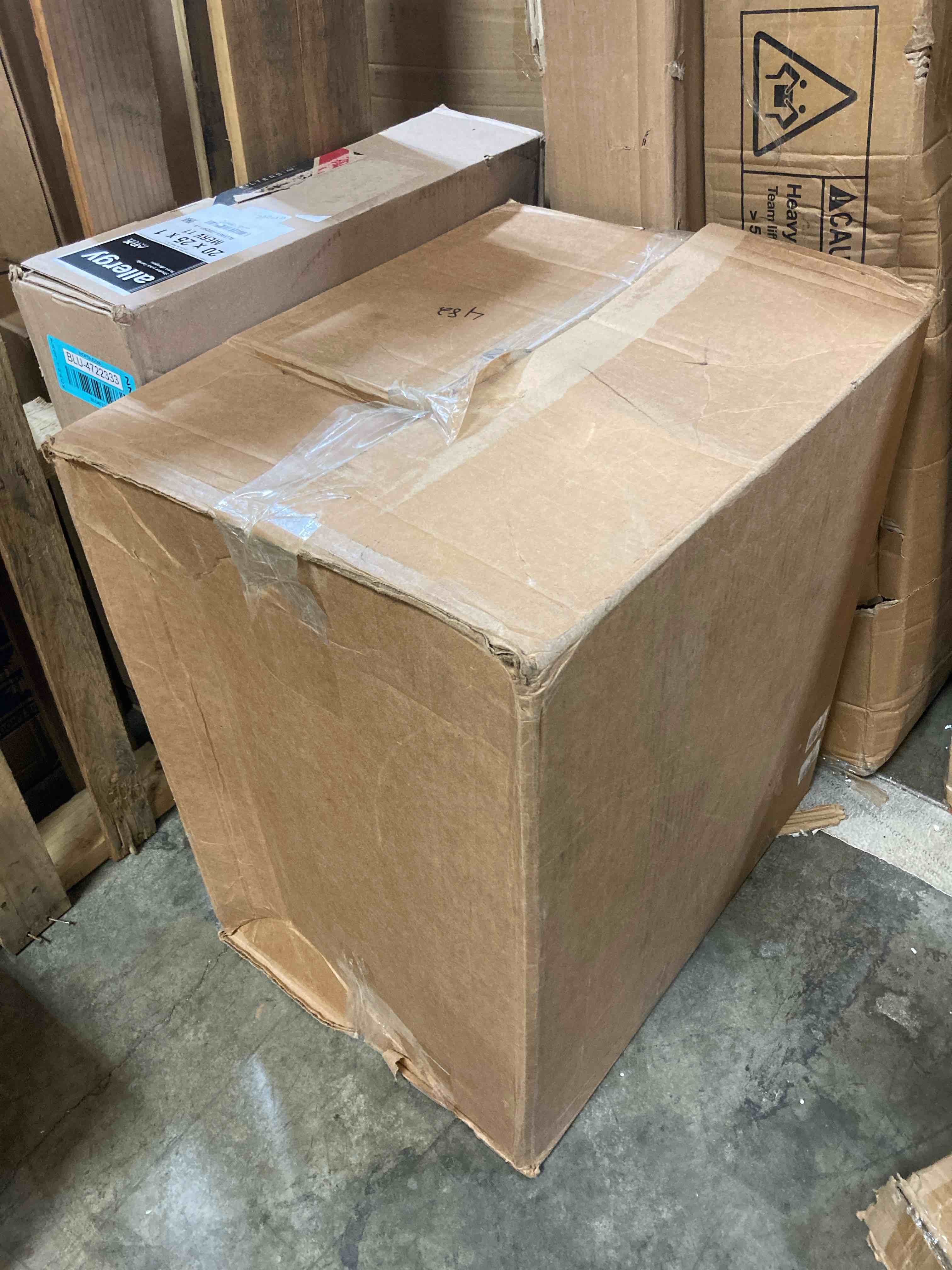 https://s3.amazonaws.com/lotting-images-prod/phillipi/BLU4722335_1707506551789.jpeg