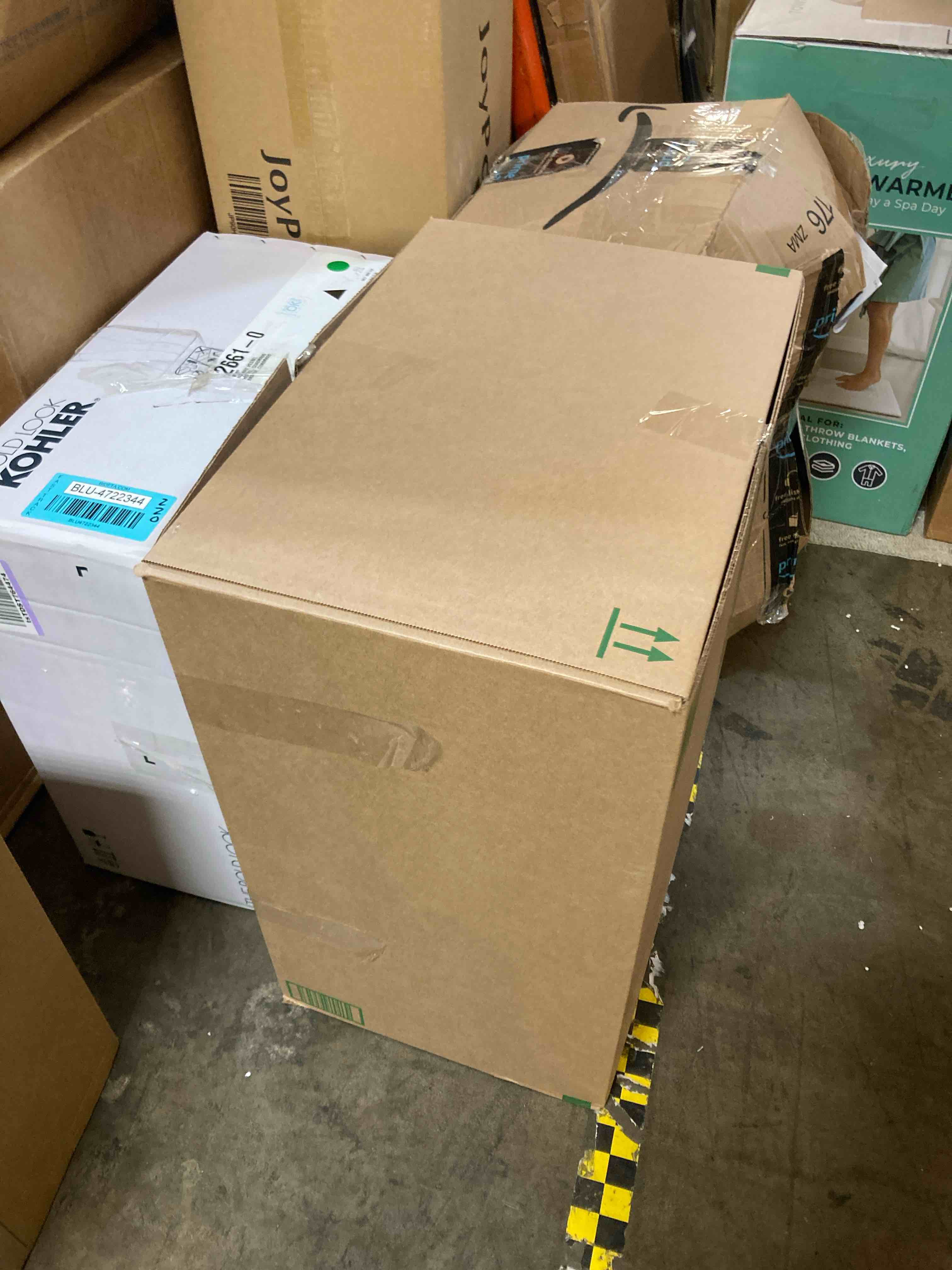 https://s3.amazonaws.com/lotting-images-prod/phillipi/BLU4722346_1707508533595.jpeg
