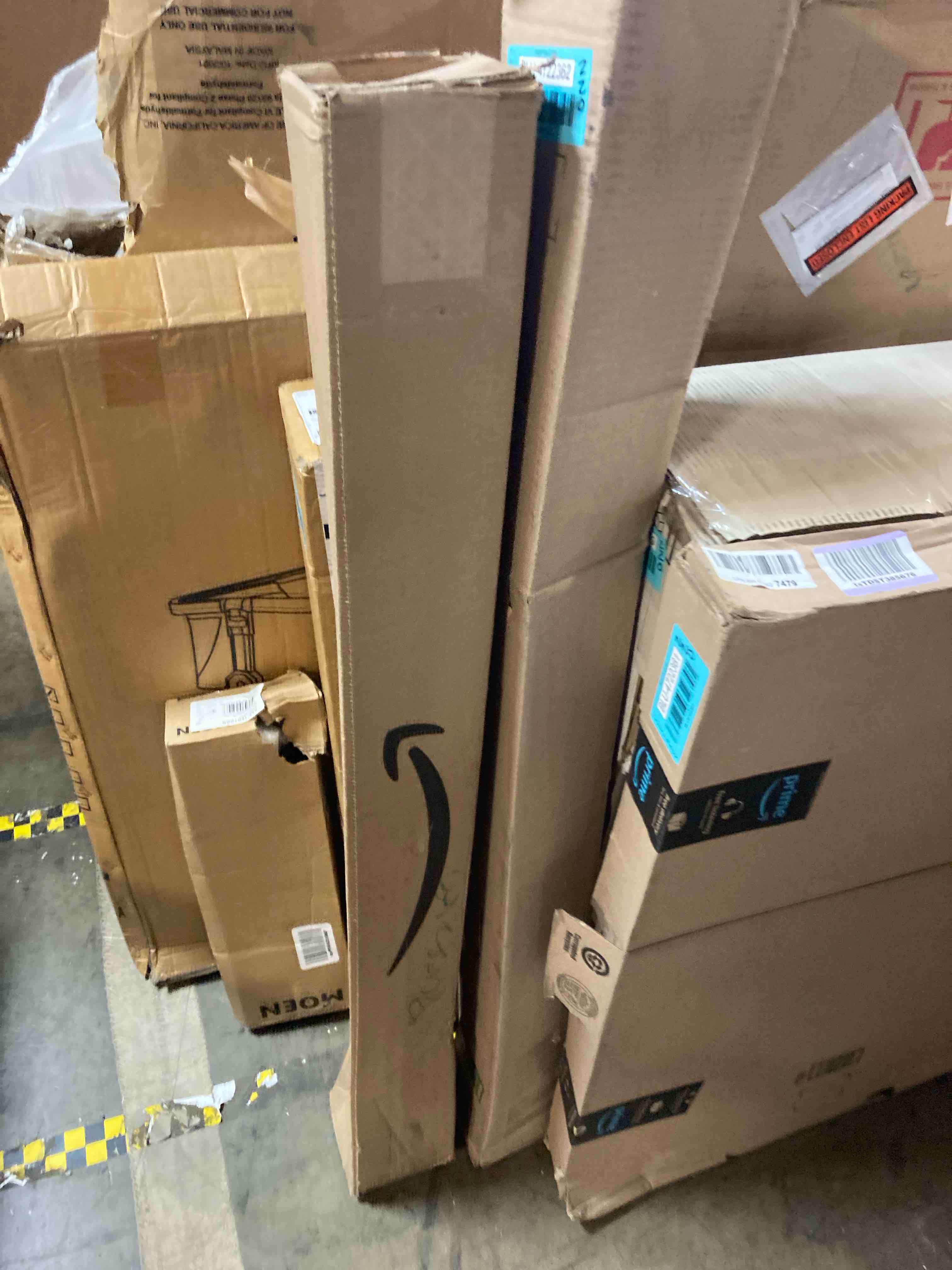 https://s3.amazonaws.com/lotting-images-prod/phillipi/BLU4722363_1707511199945.jpeg